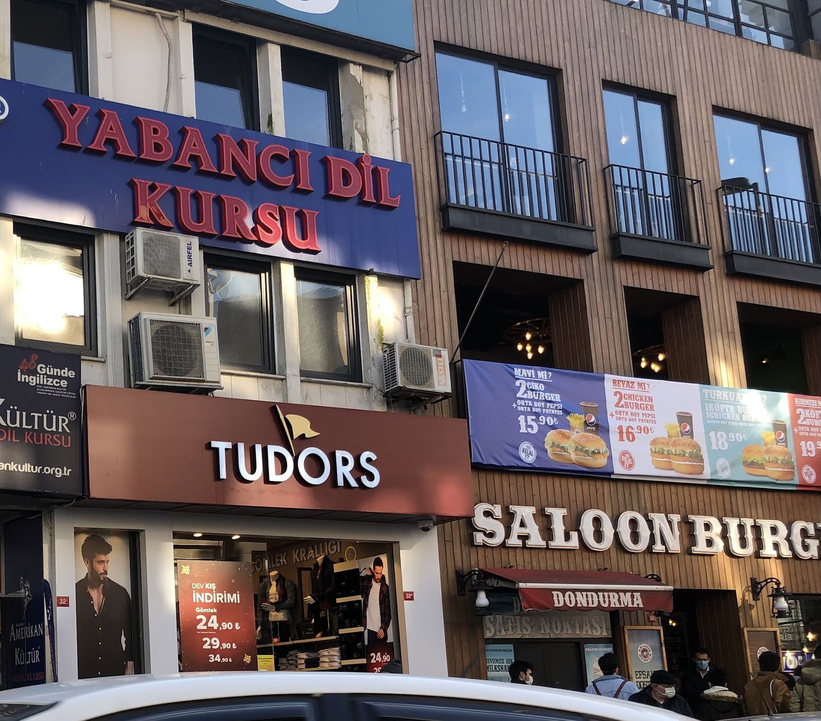 Saloon Burger Üsküdar