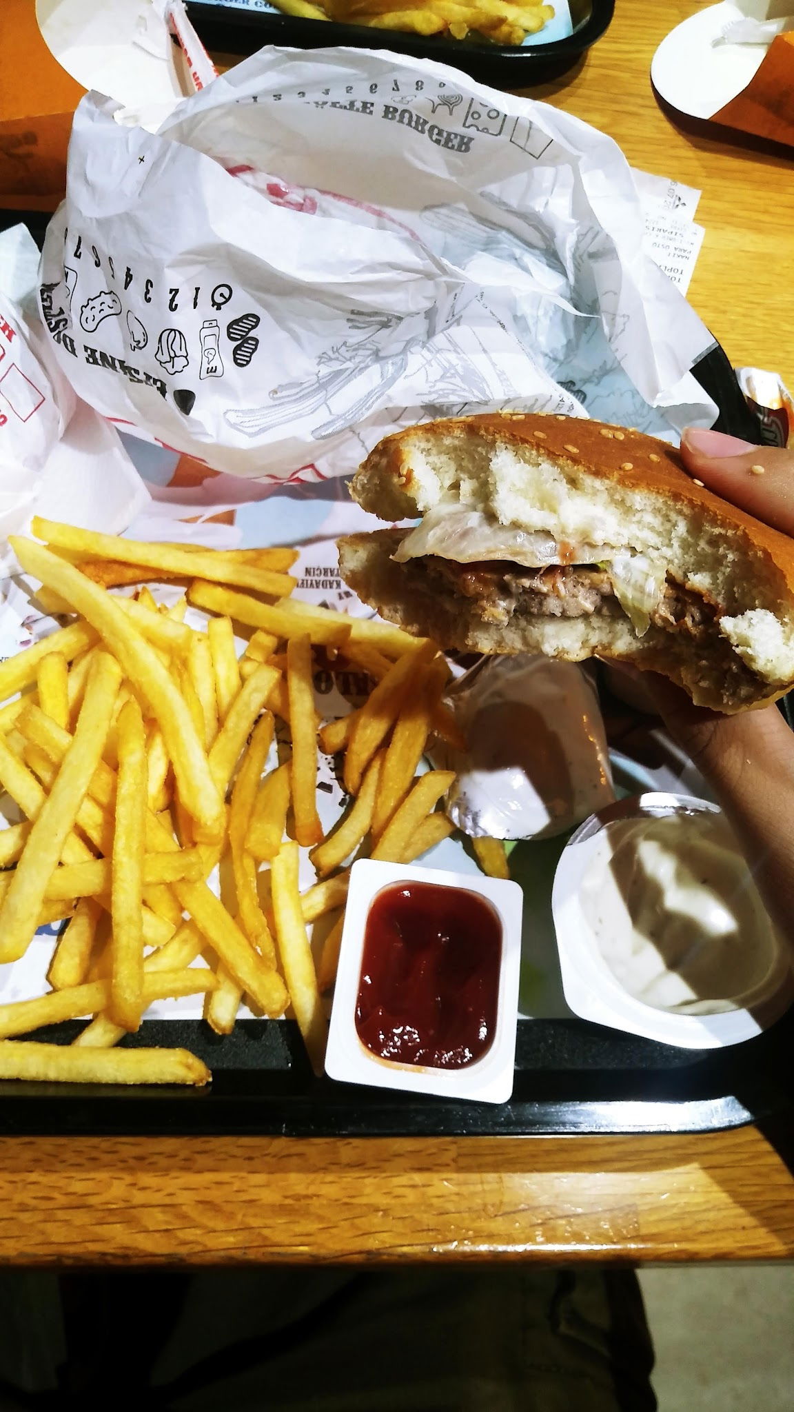 Saloon Burger Üsküdar
