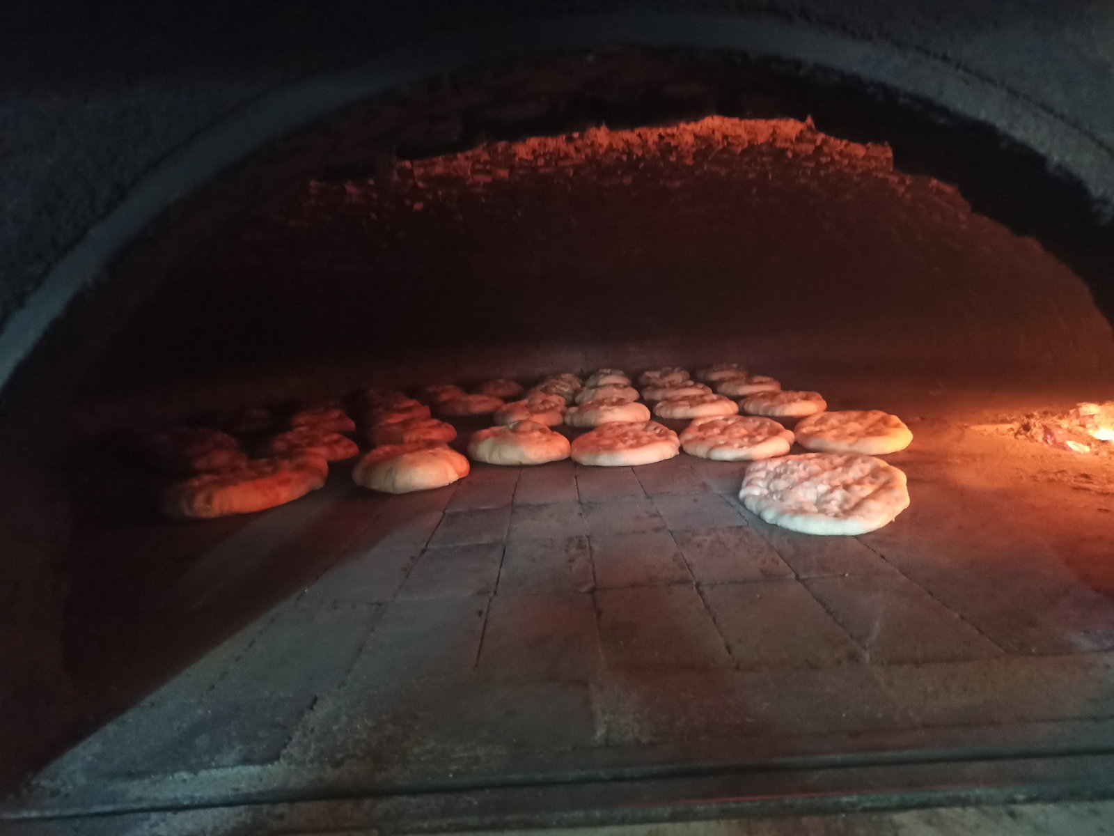 Develi̇ Kardeşler Pi̇De Ve Lahmacun Salonu 2