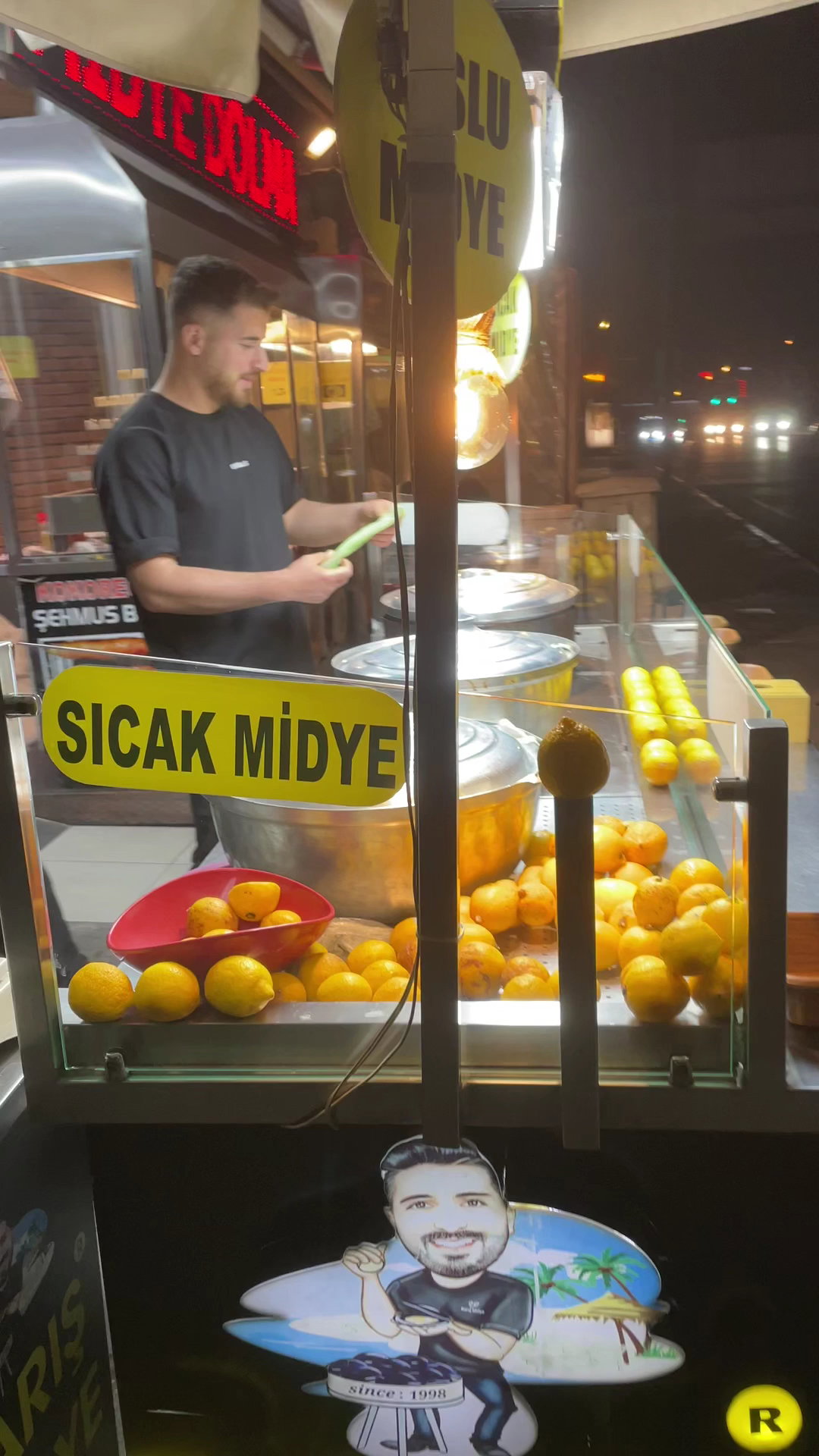 Barış Midye Çiğli Şubesi