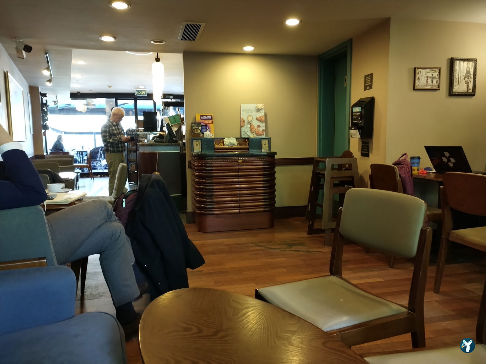 Caffe Nero
