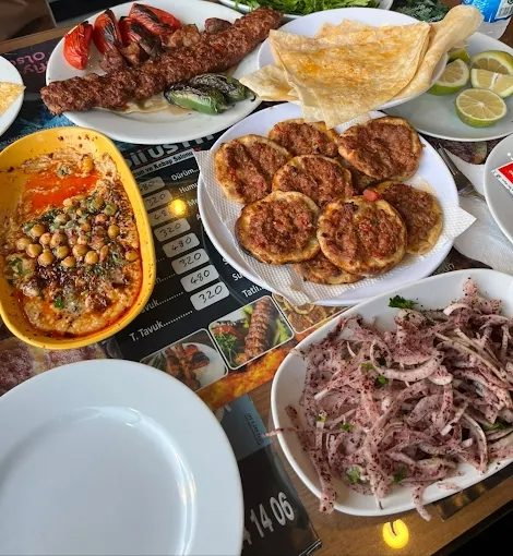 Bedii Usta Kebap Salonu