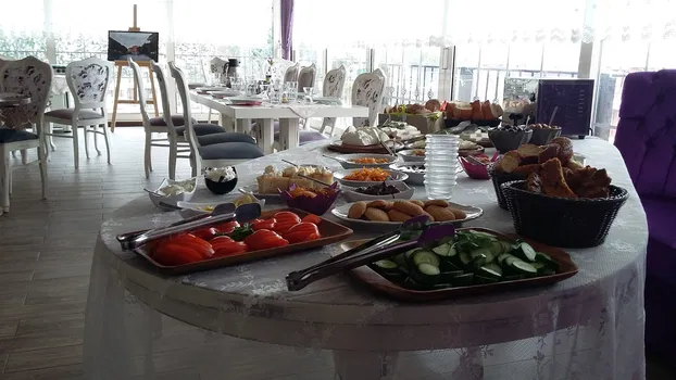 Cafe Deren A'Mor resimleri Cafe Deren A'Mor resimleri