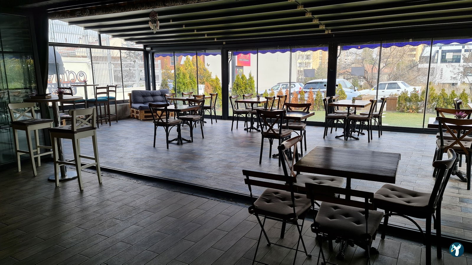 Cafe Deren A'Mor