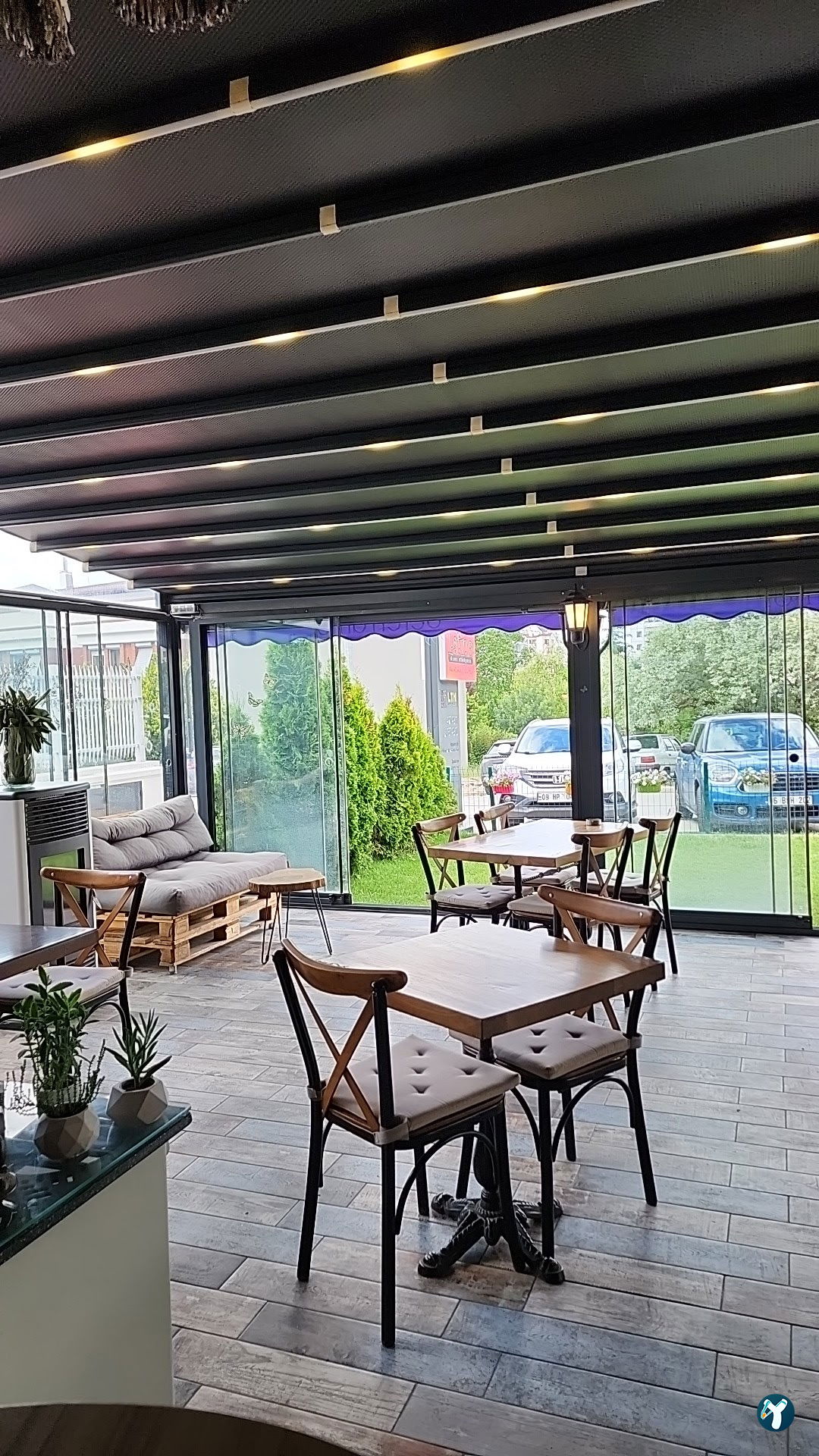 Cafe Deren A'Mor