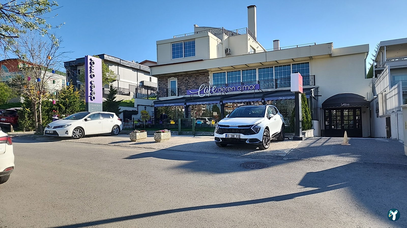 Cafe Deren A'Mor