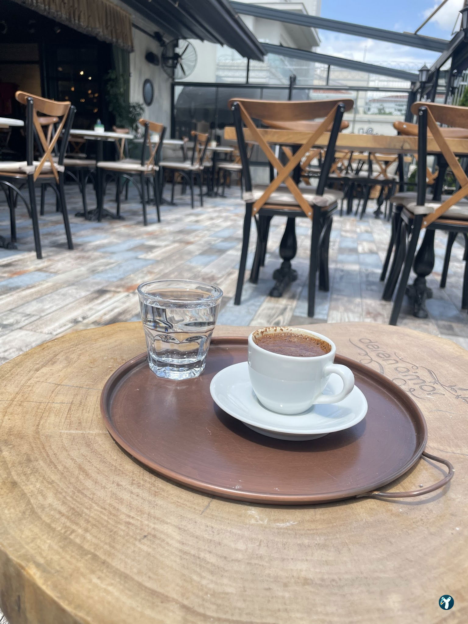 Cafe Deren A'Mor