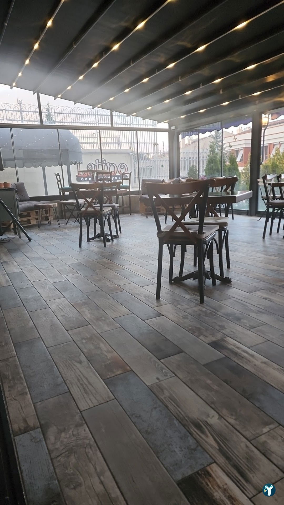 Cafe Deren A'Mor