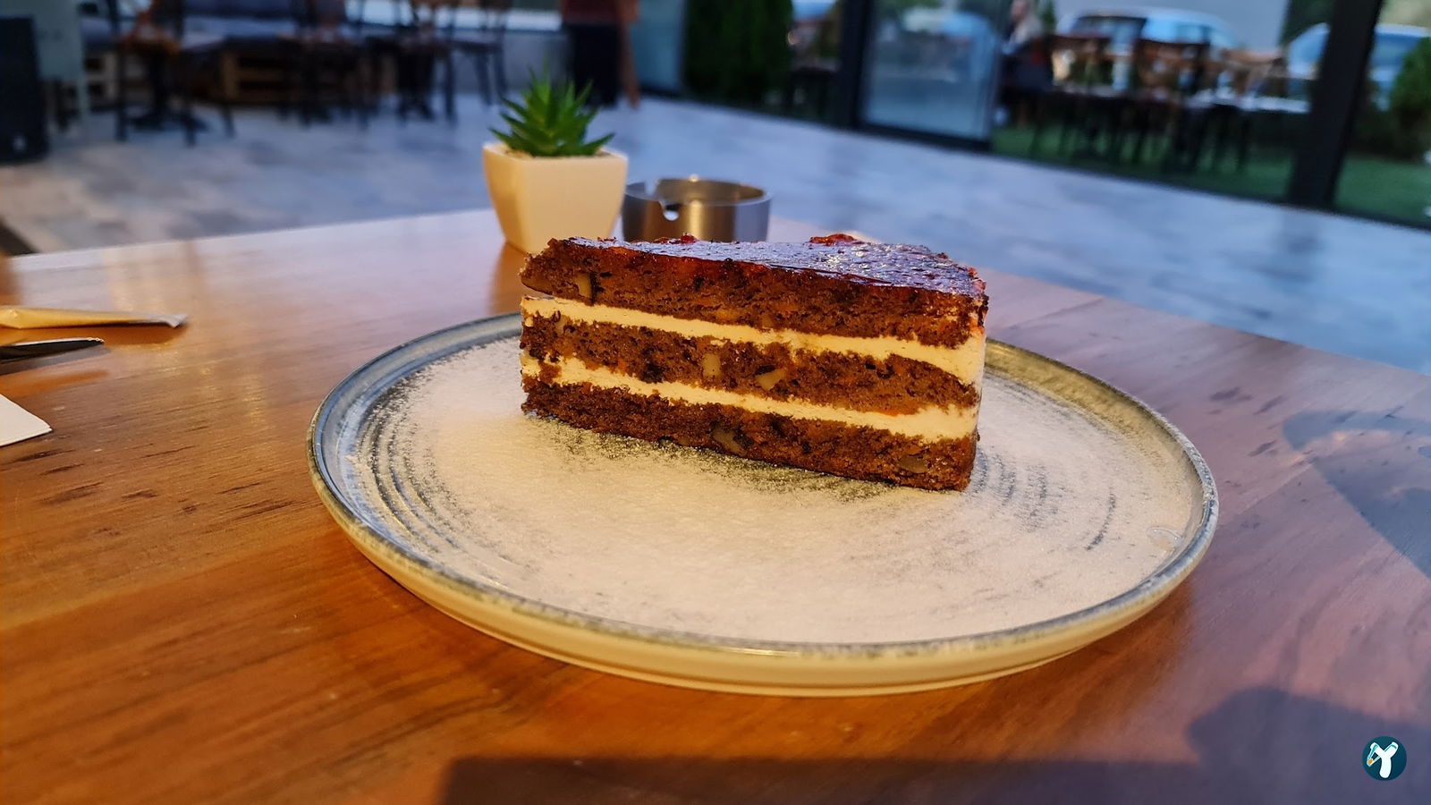 Cafe Deren A'Mor