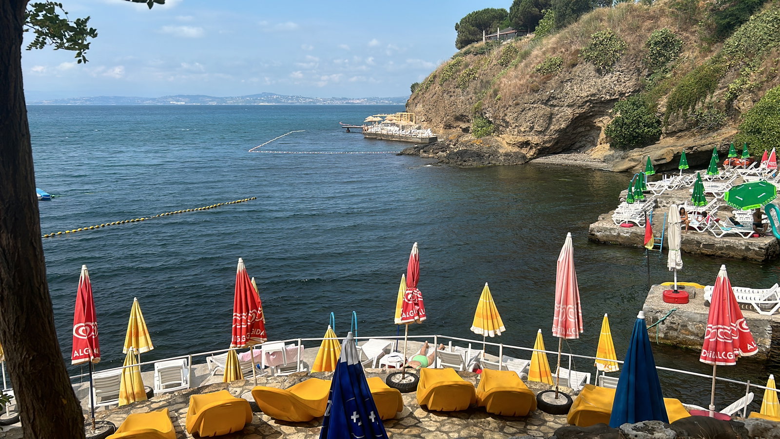 Vira Beach Filika Bar