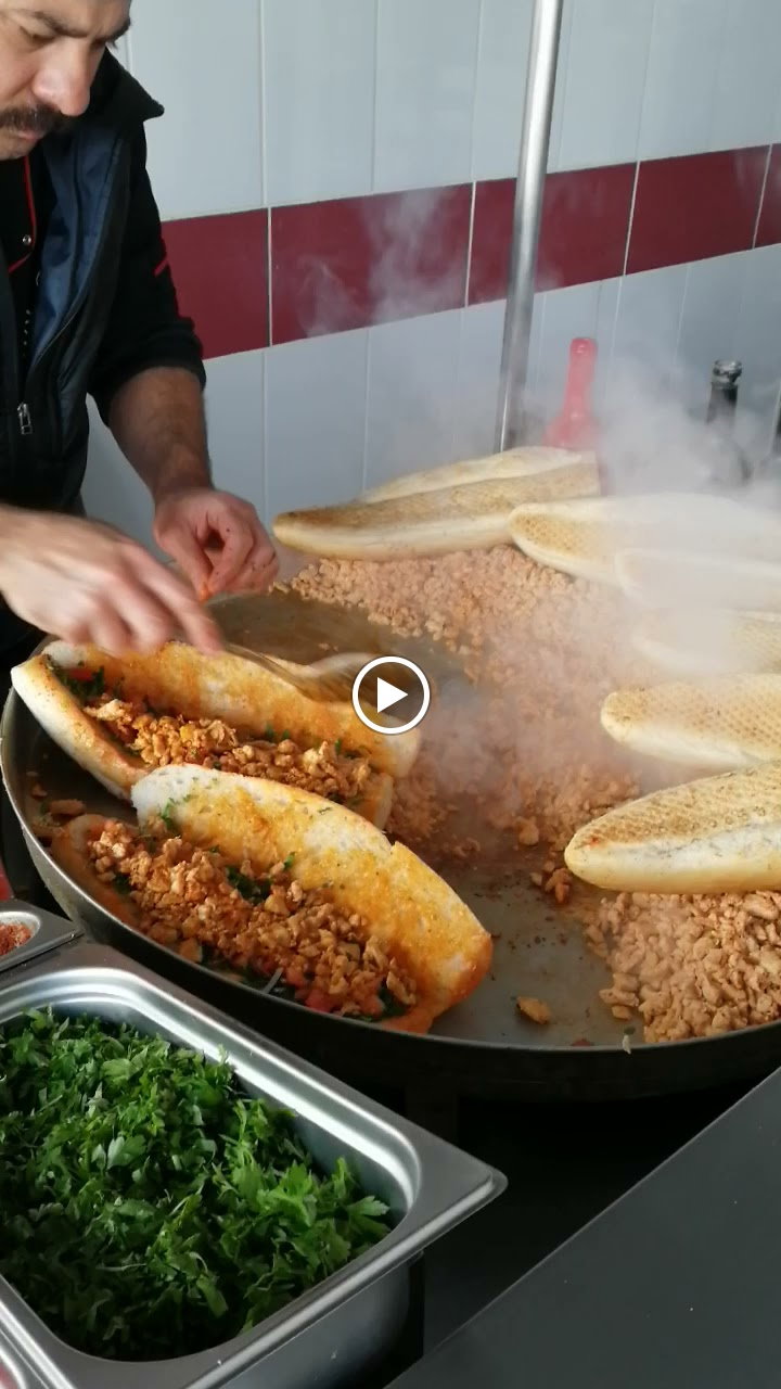 Mehmet Usta Mersi̇N Tantuni̇