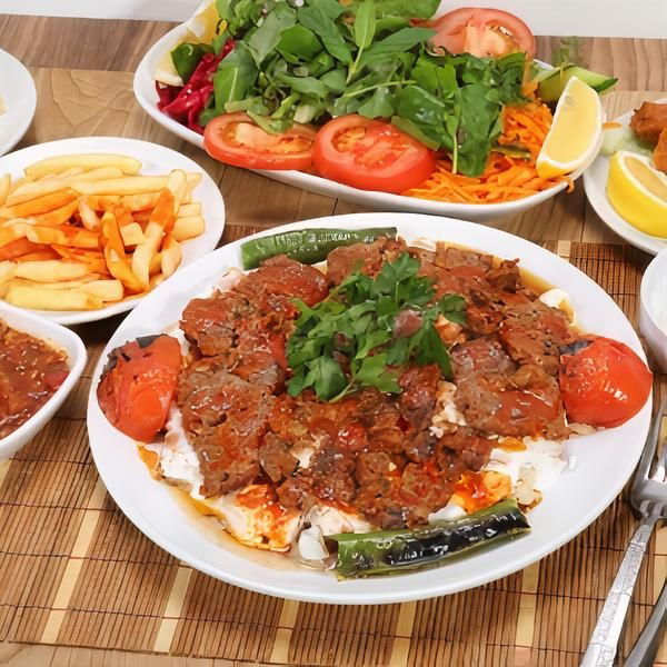 Yoğurtlu Adana Kebap