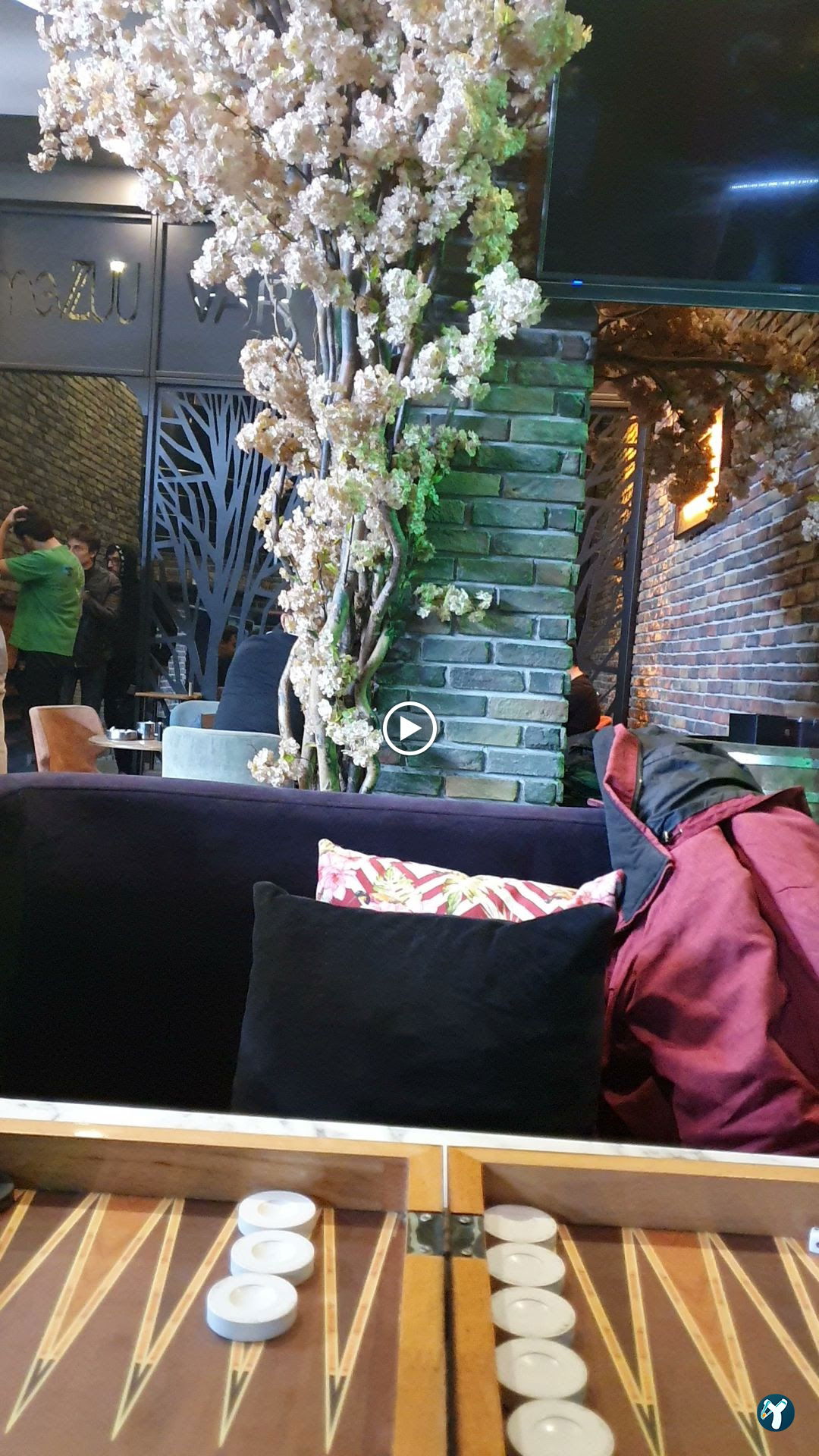 Mevzuu Cafe & Bistro Aşağı Eğlence Şube