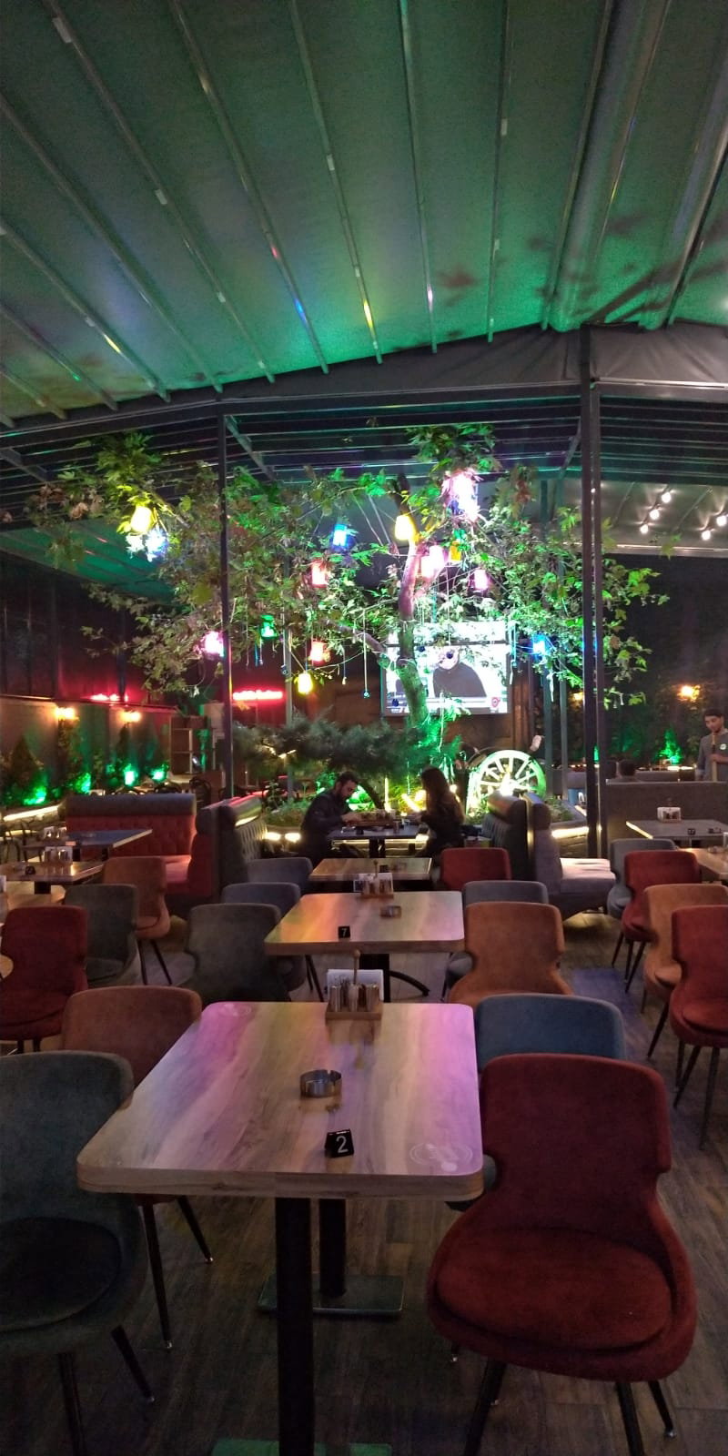 Mevzuu Cafe & Bistro Aşağı Eğlence Şube
