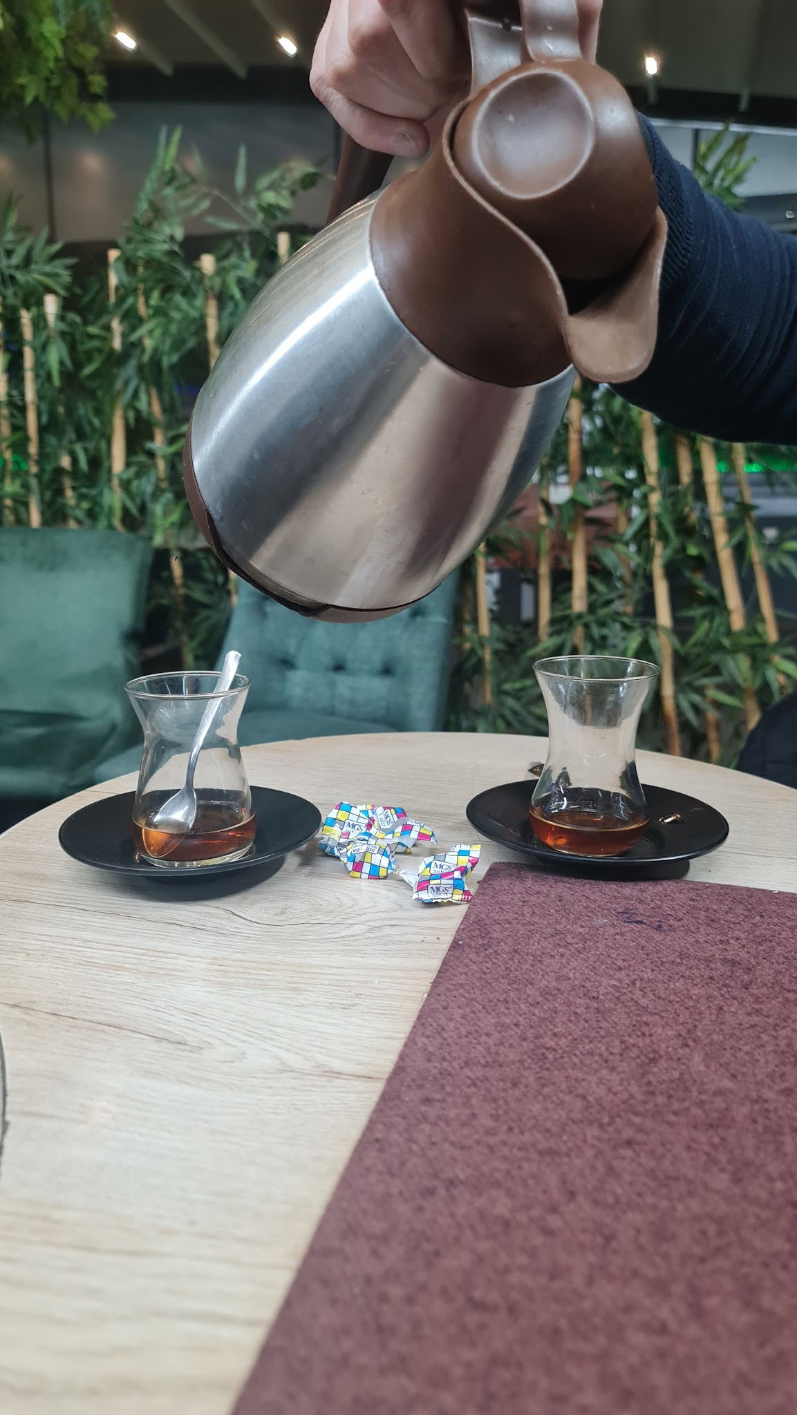 Mevzuu Cafe & Bistro Aşağı Eğlence Şube