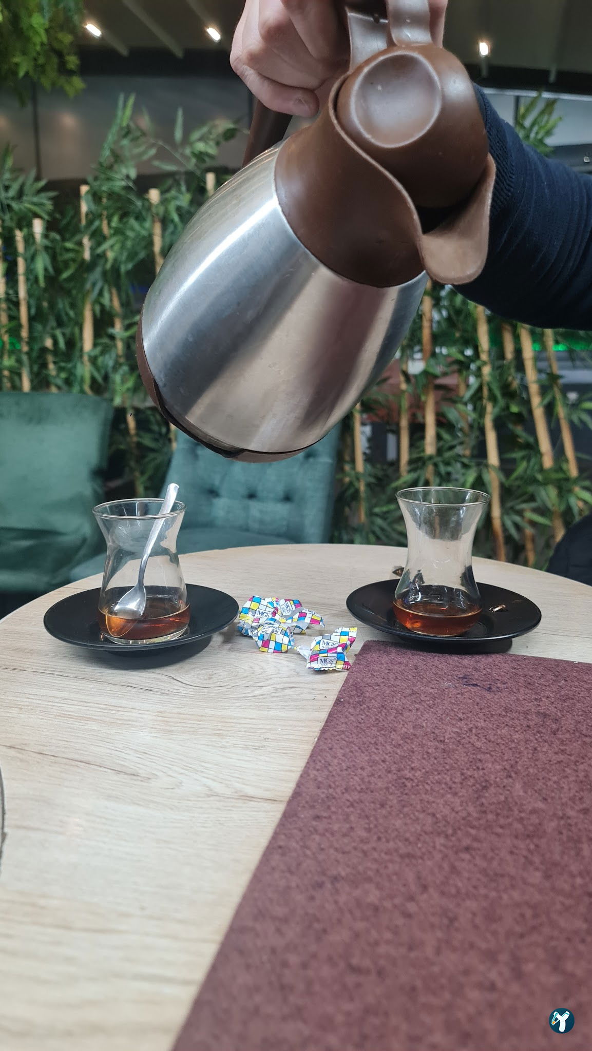 Mevzuu Cafe & Bistro Aşağı Eğlence Şube
