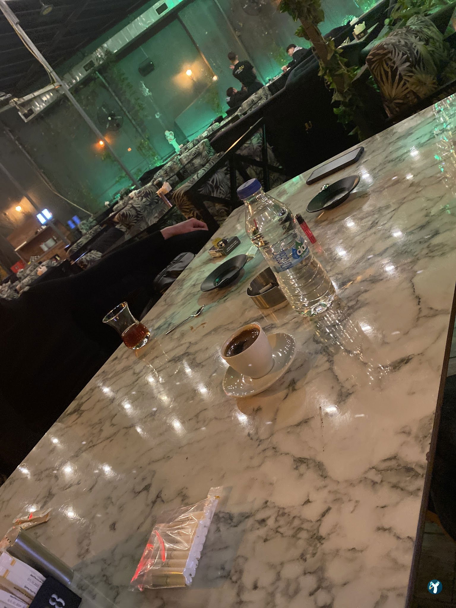 Mevzuu Cafe & Bistro Aşağı Eğlence Şube