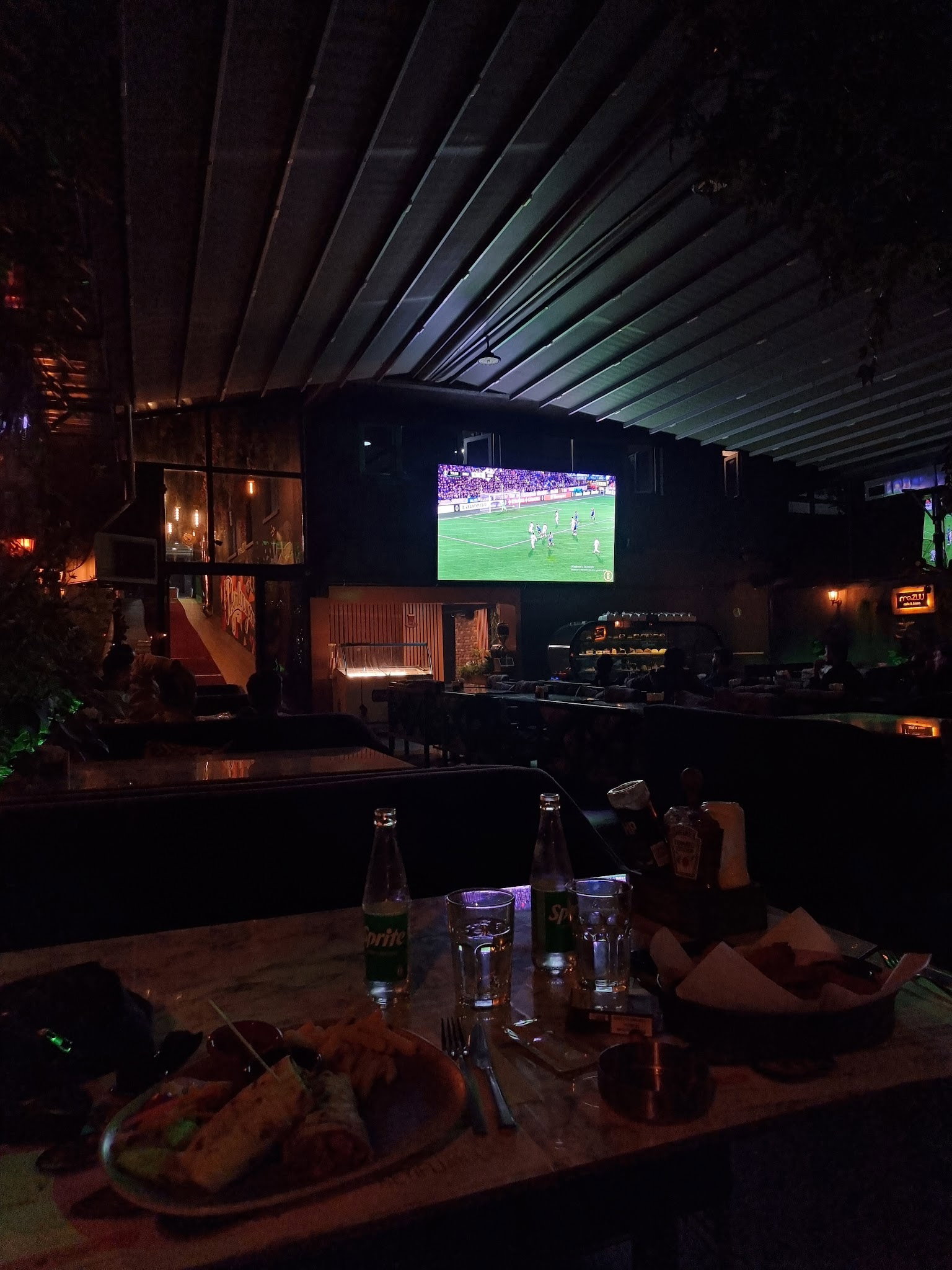 Mevzuu Cafe & Bistro Aşağı Eğlence Şube