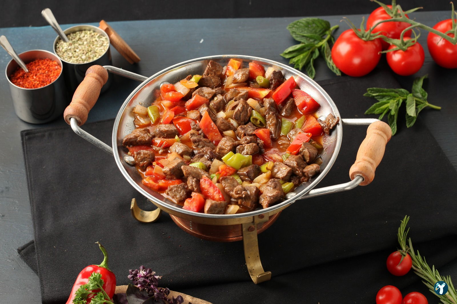 Mevzuu Cafe & Bistro Aşağı Eğlence Şube