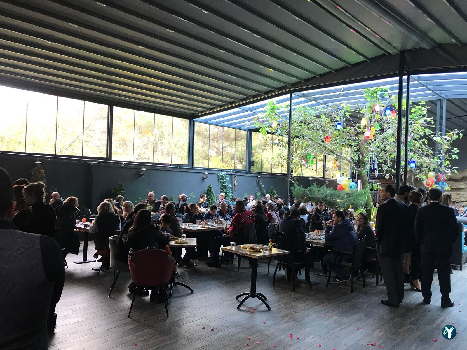 Mevzuu Cafe & Bistro Aşağı Eğlence Şube