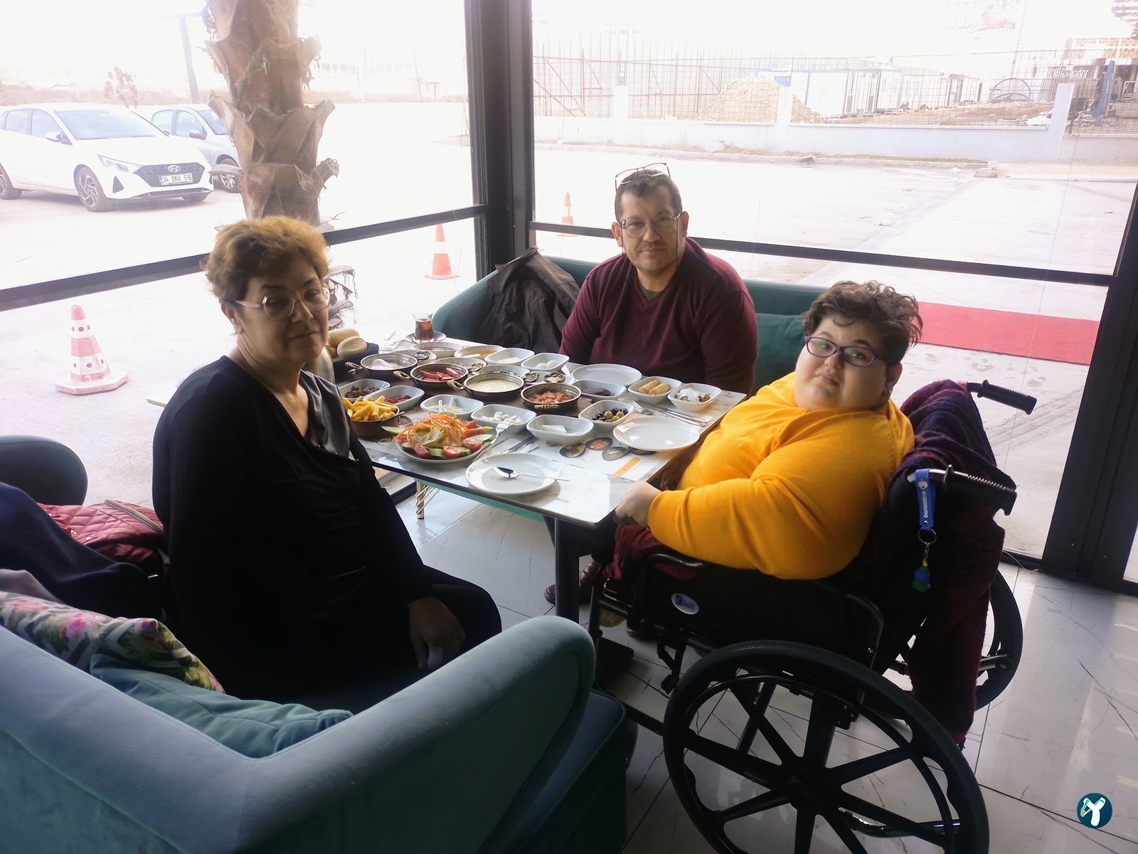 Mevzuu Cafe & Bistro Aşağı Eğlence Şube