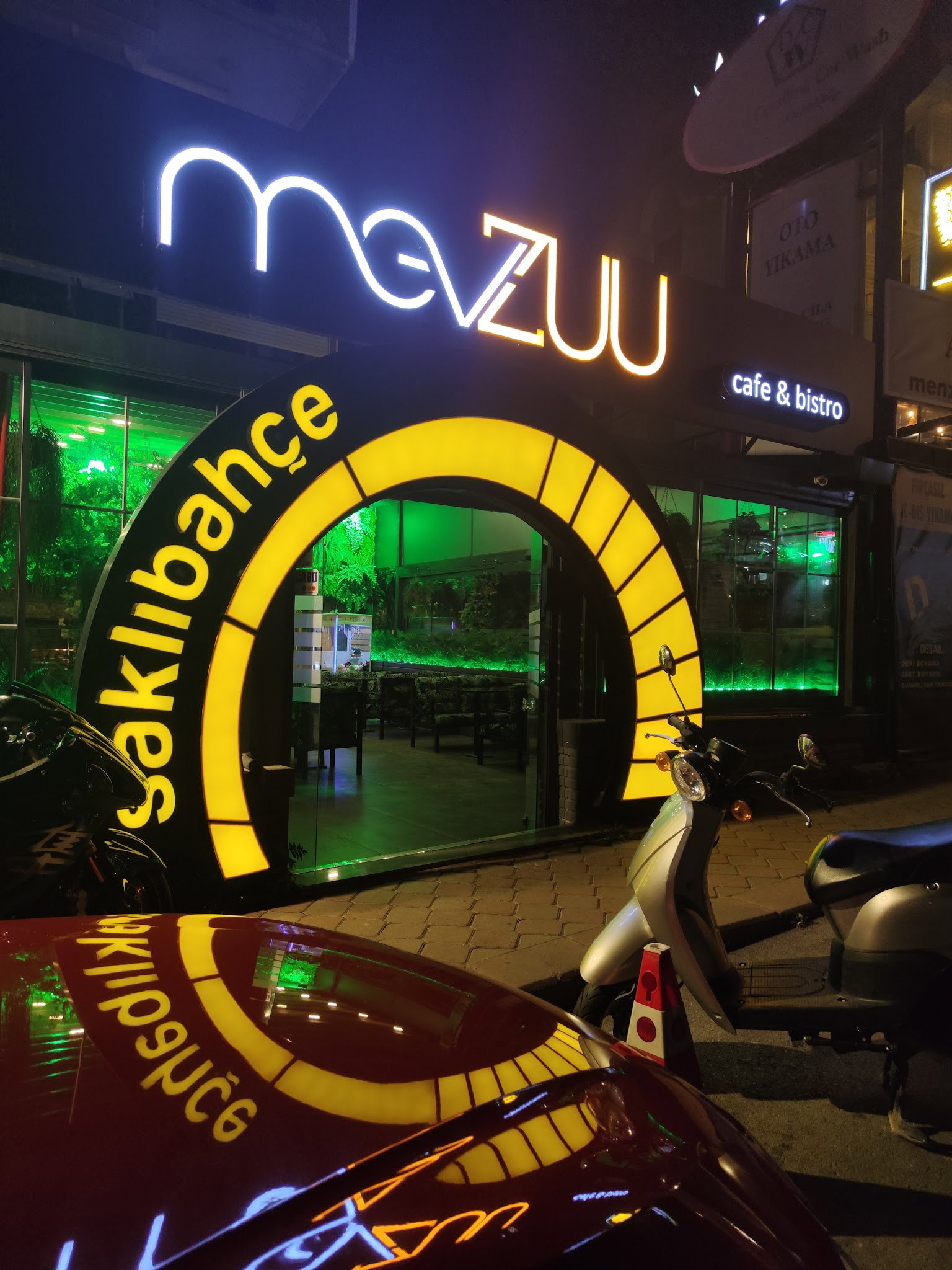 Mevzuu Cafe & Bistro Aşağı Eğlence Şube