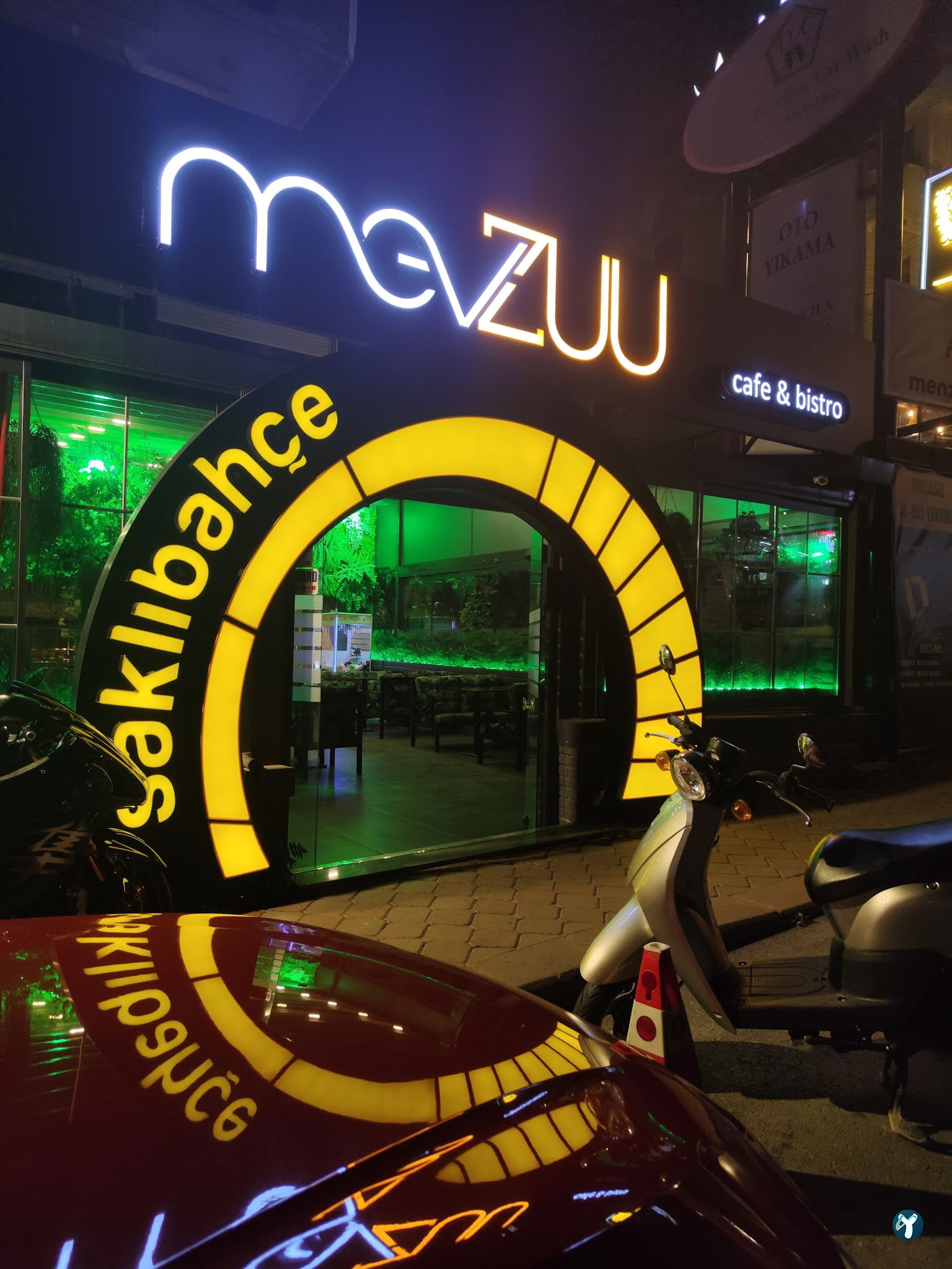Mevzuu Cafe & Bistro Aşağı Eğlence Şube