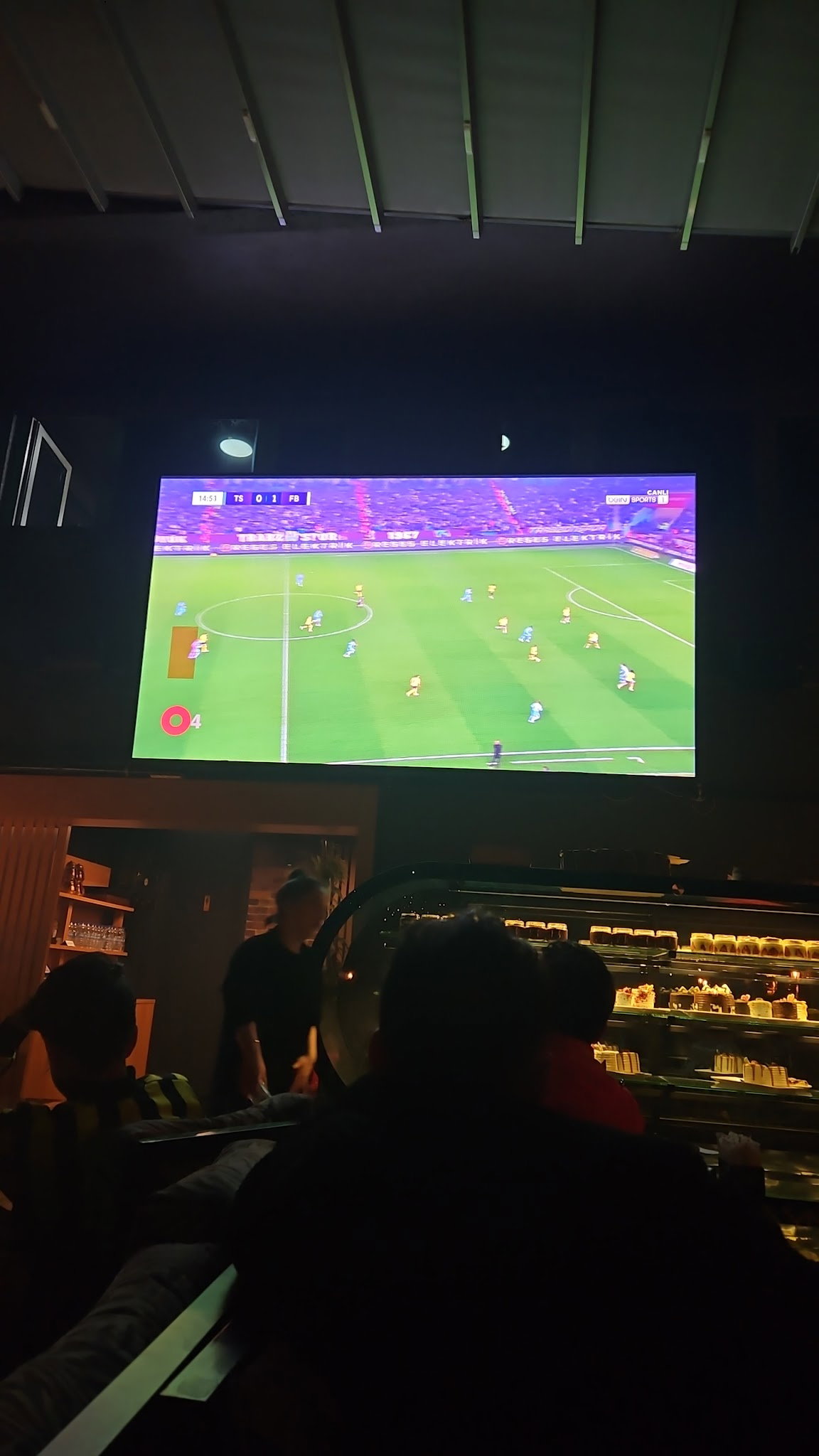 Mevzuu Cafe & Bistro Aşağı Eğlence Şube