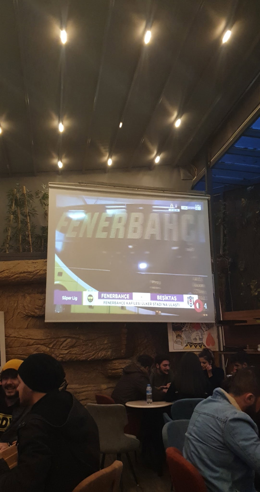 Mevzuu Cafe & Bistro Aşağı Eğlence Şube