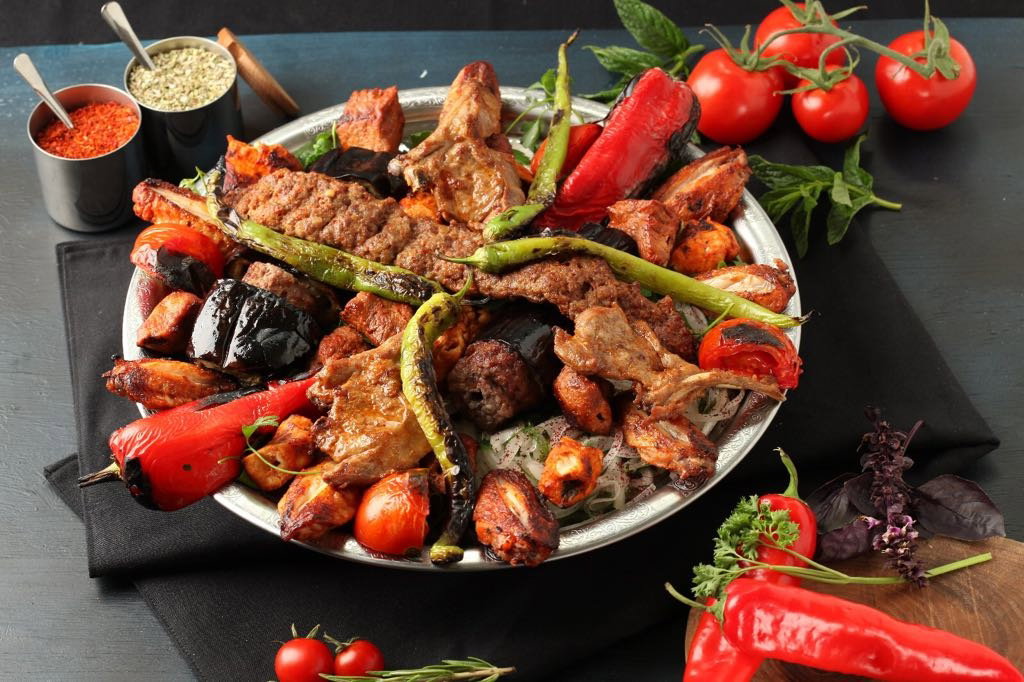 Mevzuu Cafe & Bistro Aşağı Eğlence Şube