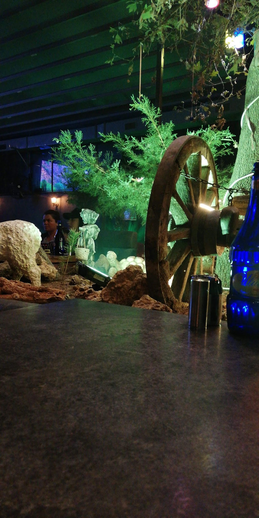 Mevzuu Cafe & Bistro Aşağı Eğlence Şube
