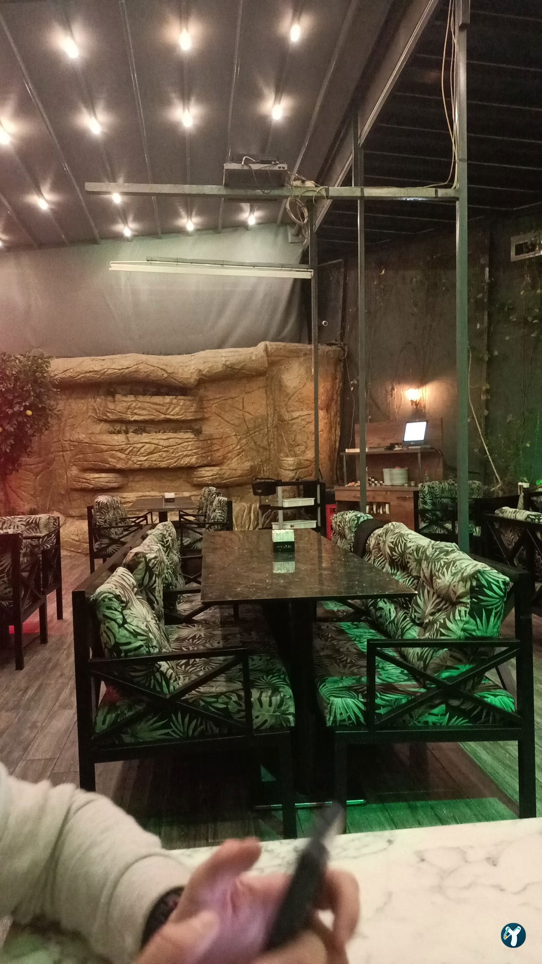 Mevzuu Cafe & Bistro Aşağı Eğlence Şube