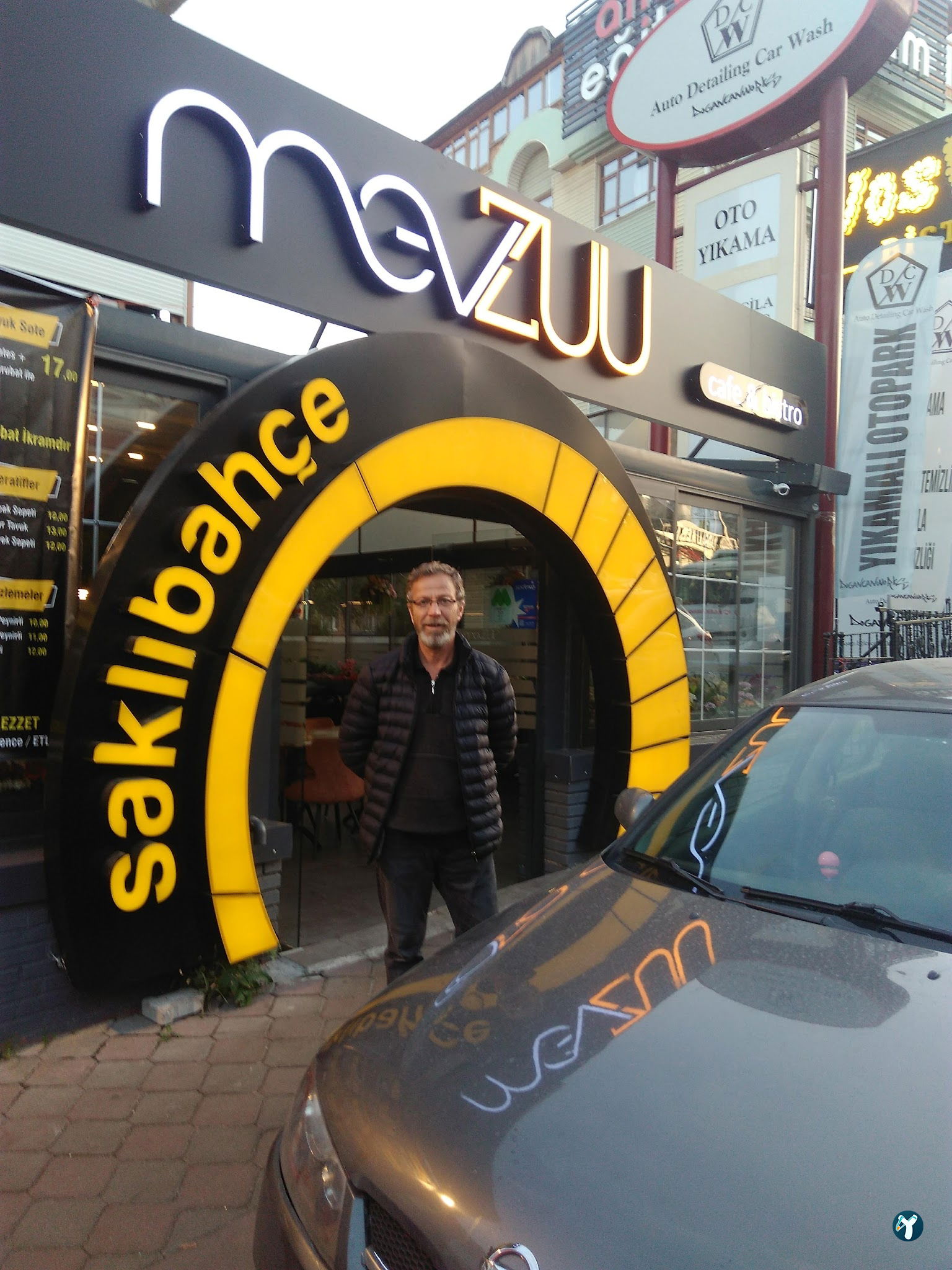 Mevzuu Cafe & Bistro Aşağı Eğlence Şube