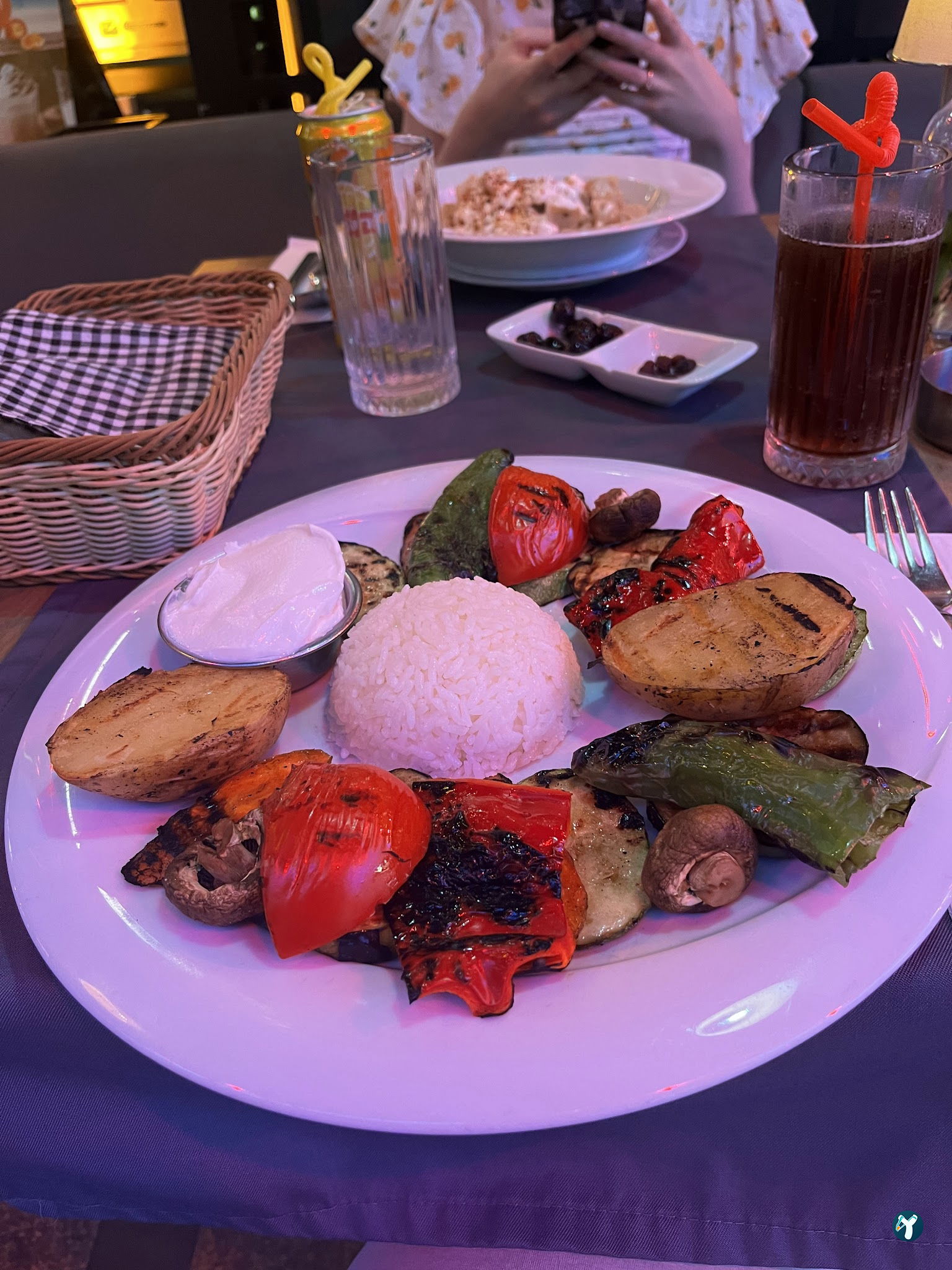 Cafe Amedros