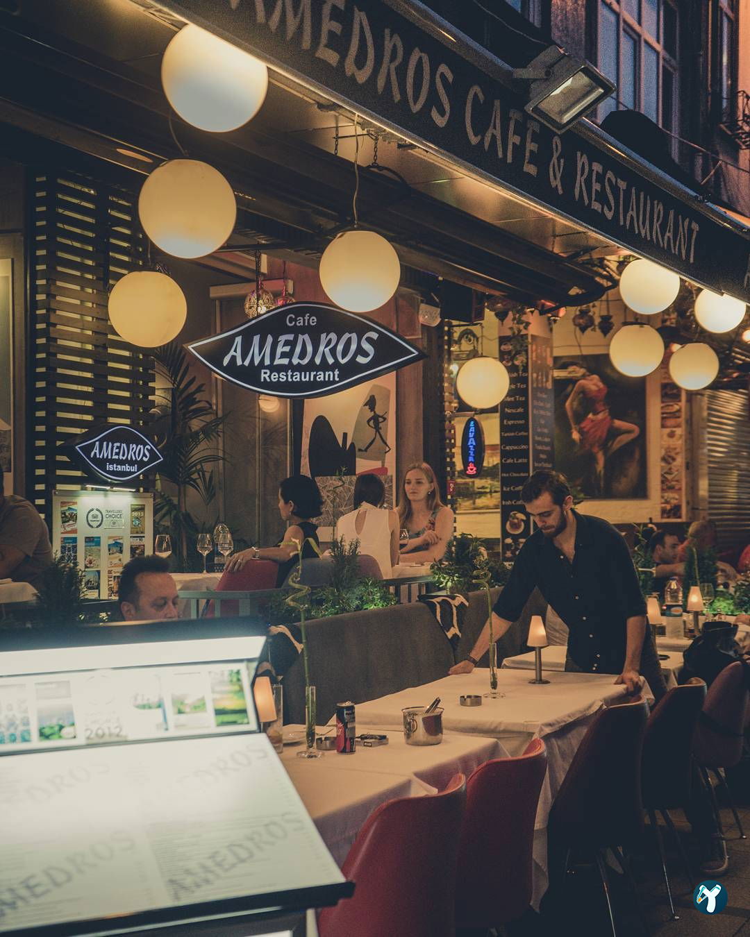 Cafe Amedros