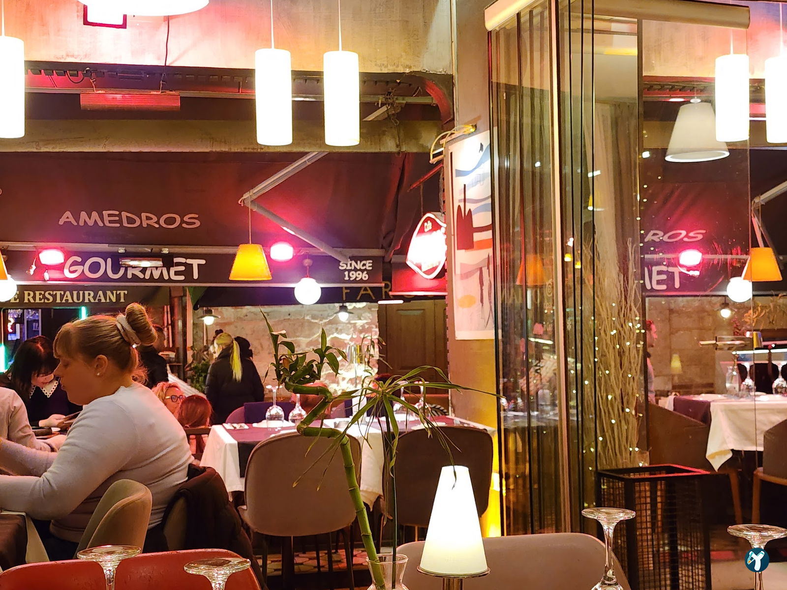 Cafe Amedros