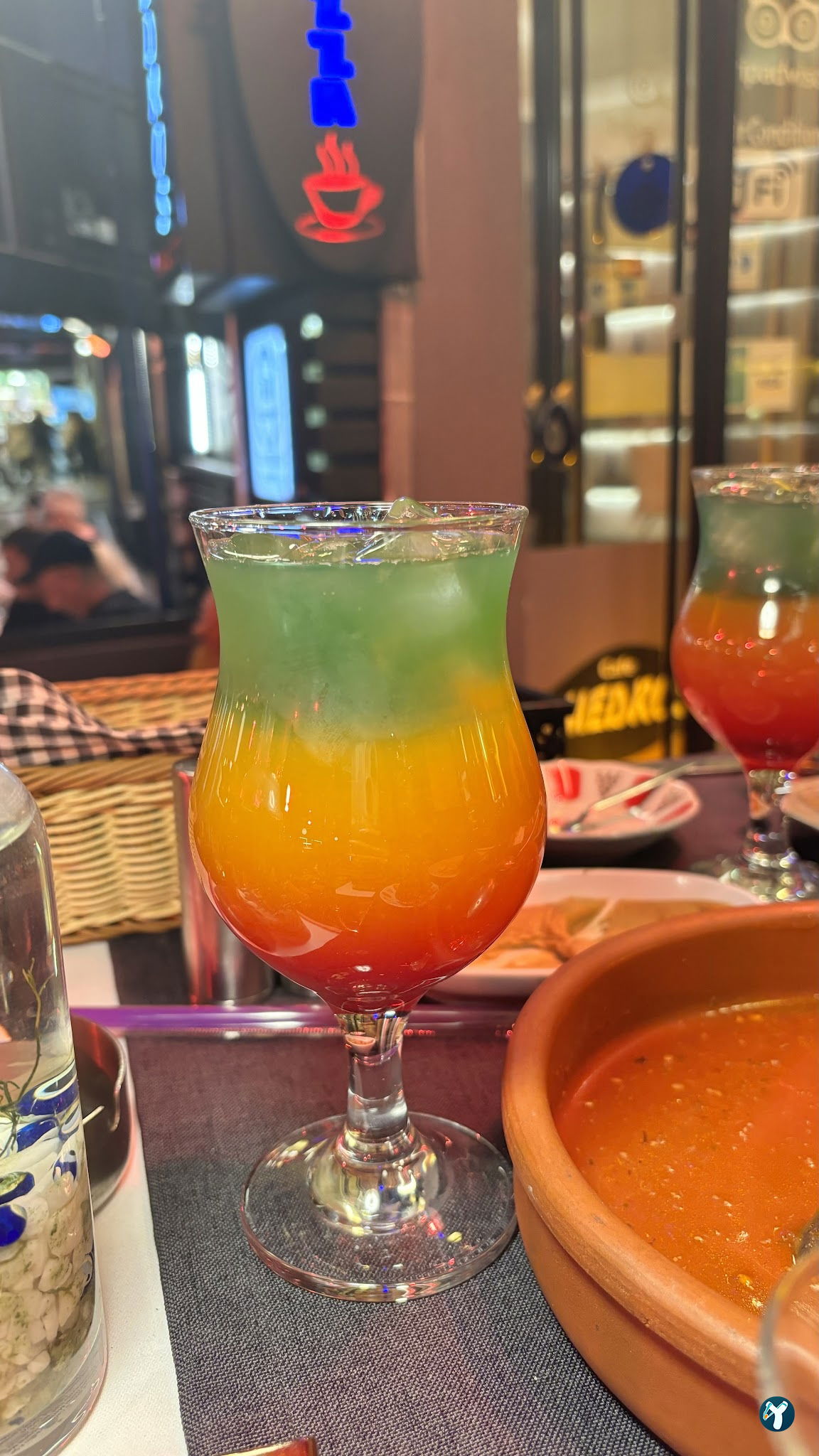 Cafe Amedros