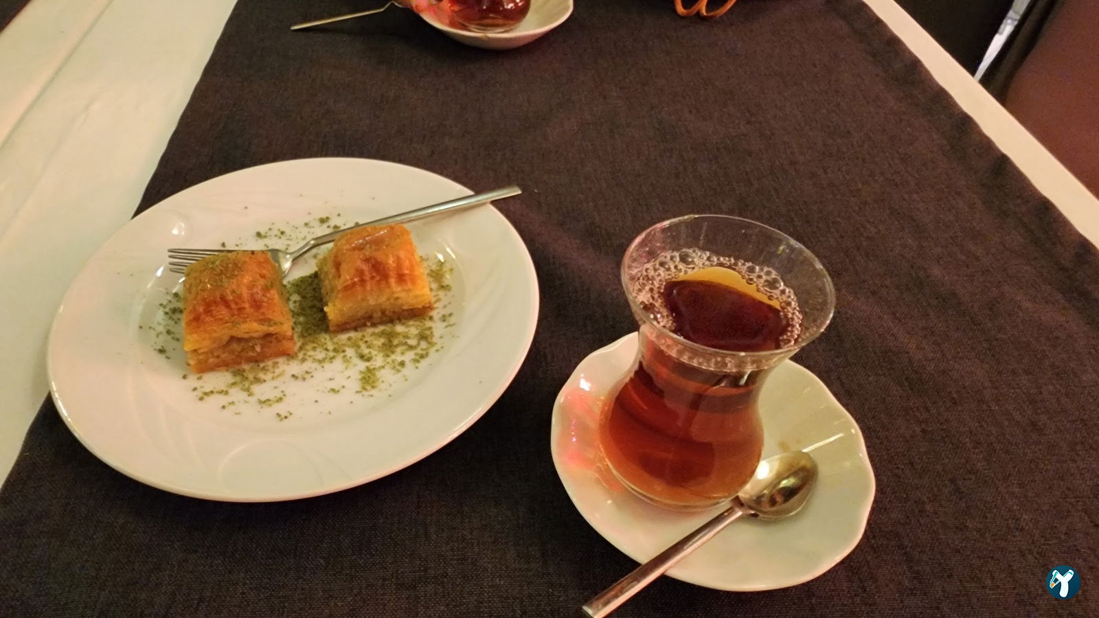Cafe Amedros