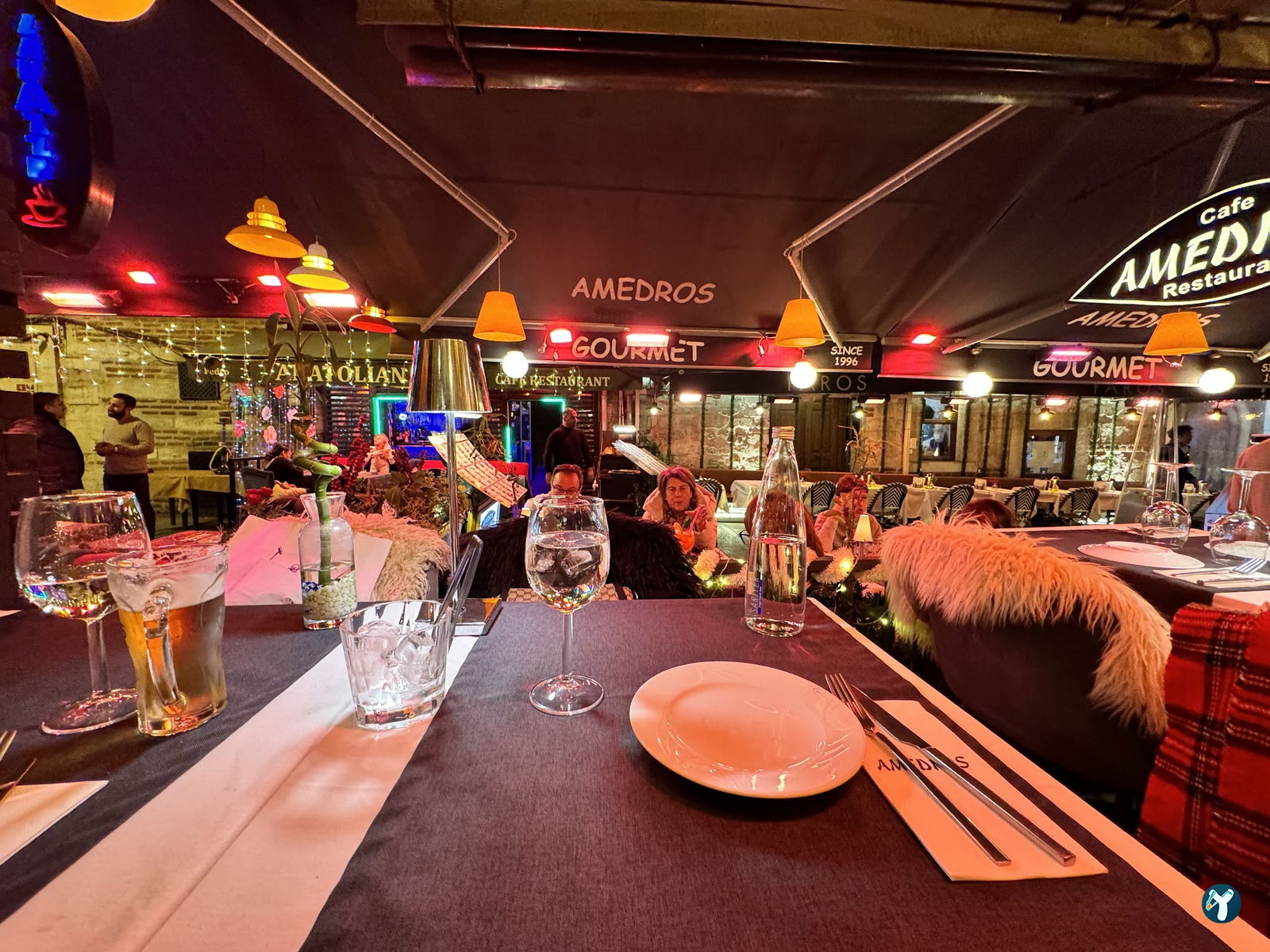 Cafe Amedros