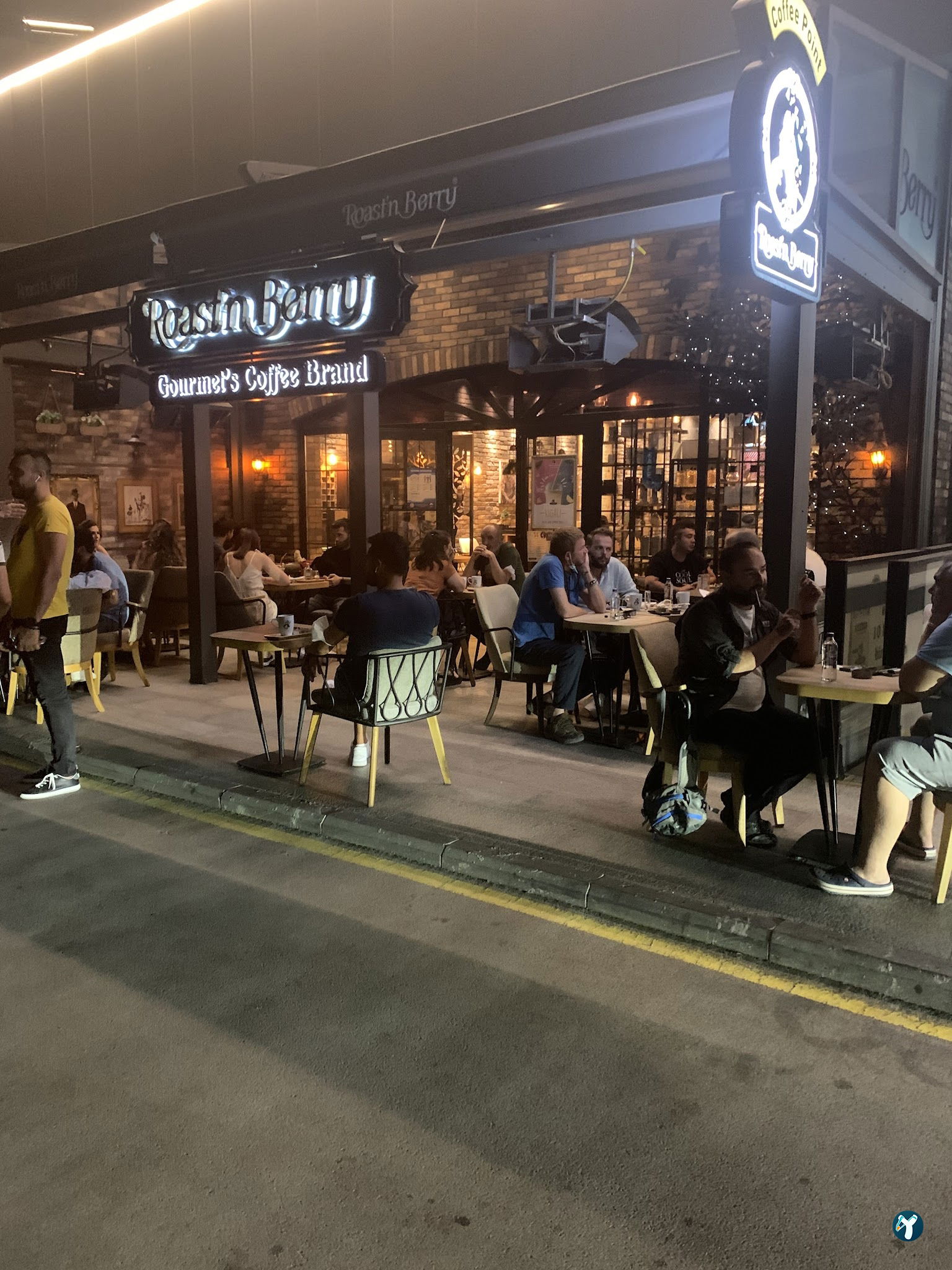 Roast'N Berry Maidan