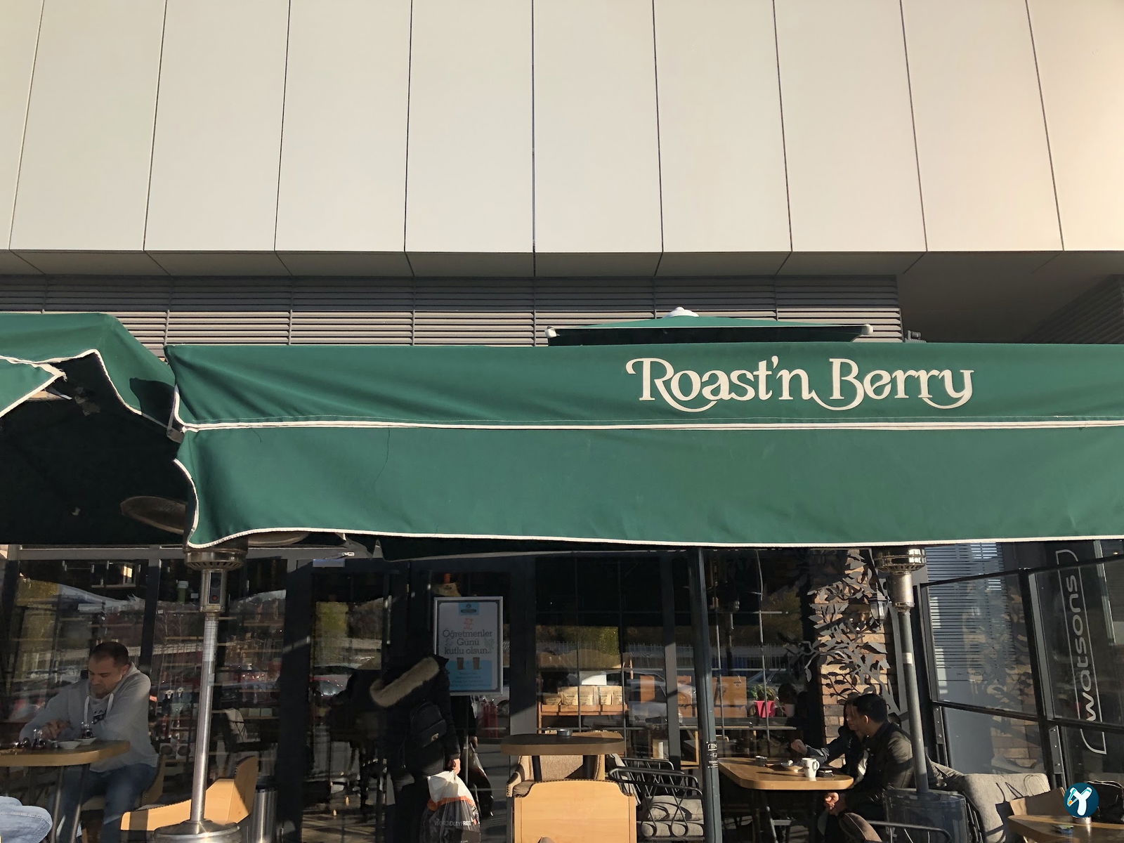 Roast'N Berry Maidan