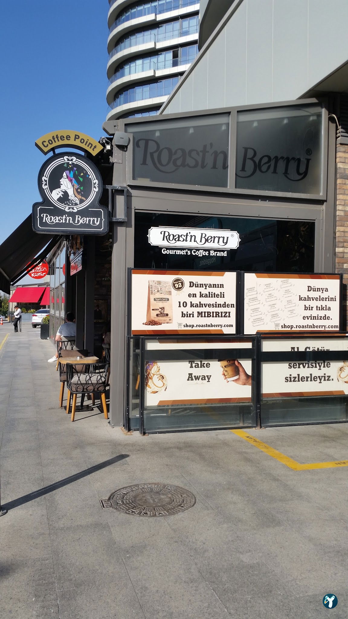 Roast'N Berry Maidan
