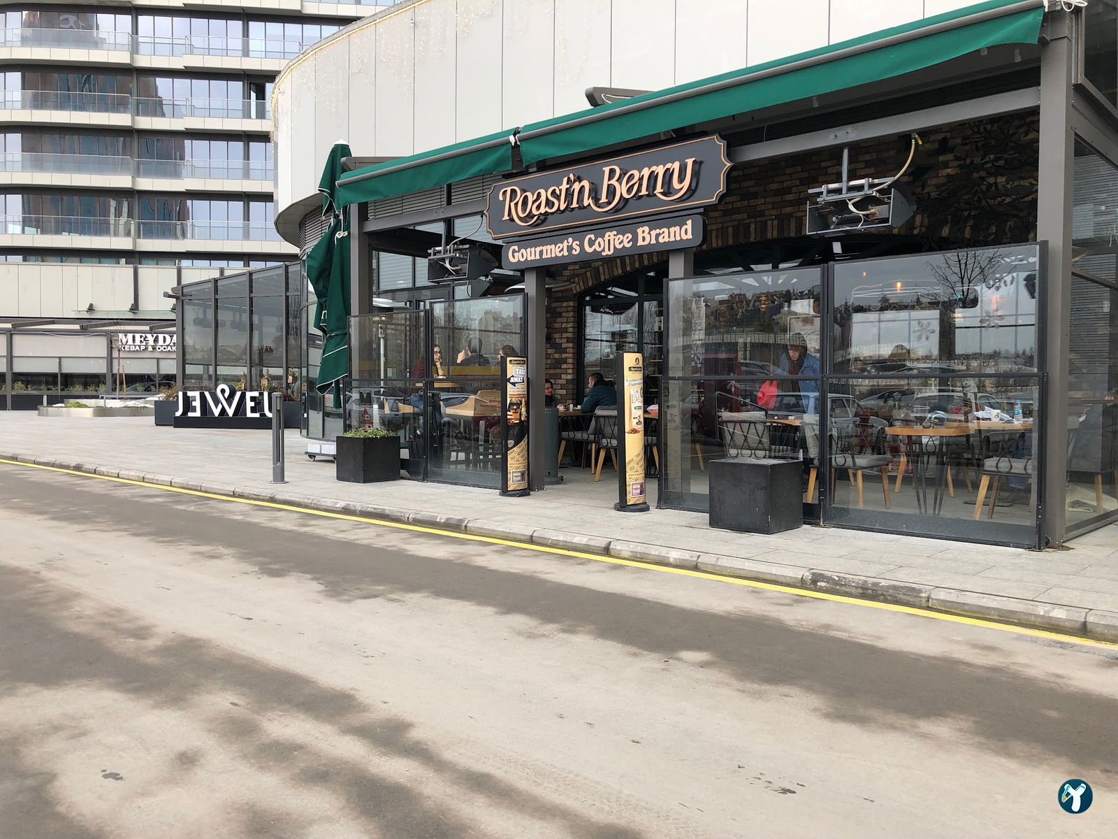 Roast'N Berry Maidan