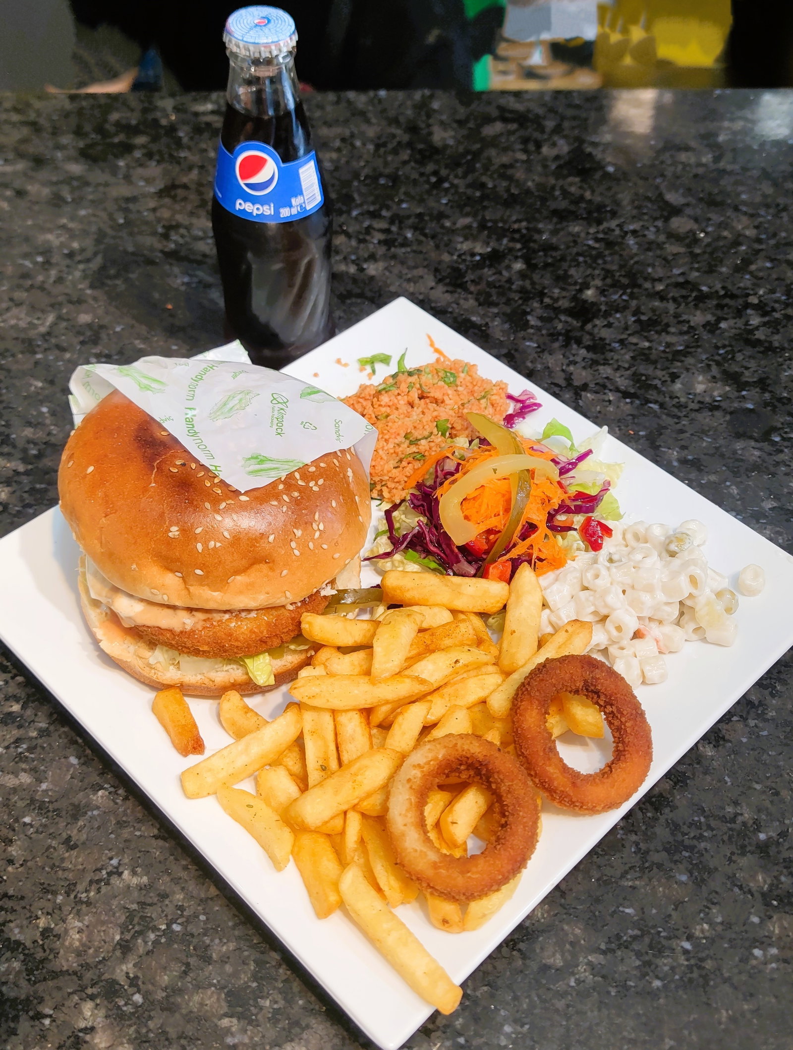 Takıl'Es Fast Food