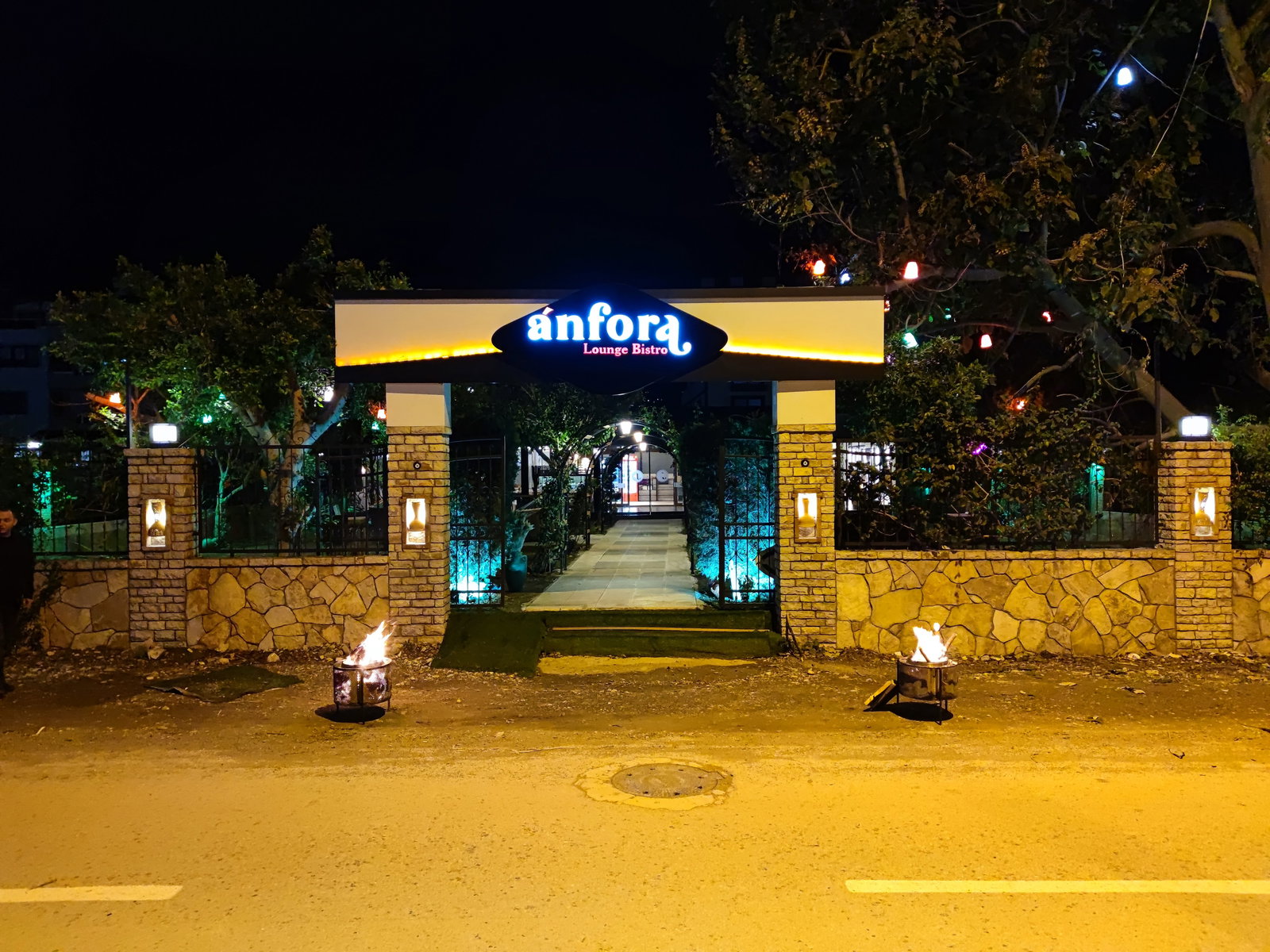 Anfora Lounge Bistro