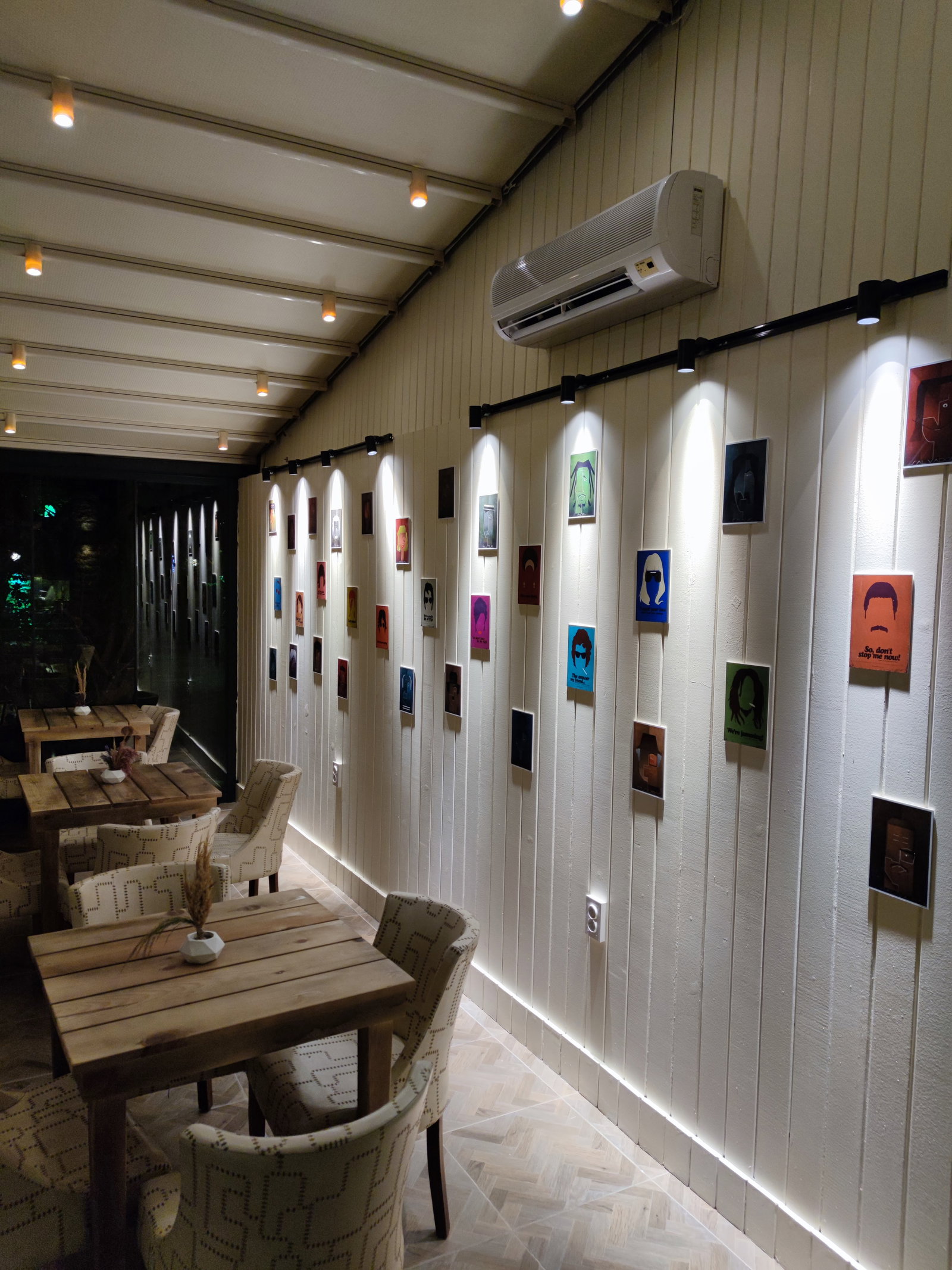 Anfora Lounge Bistro