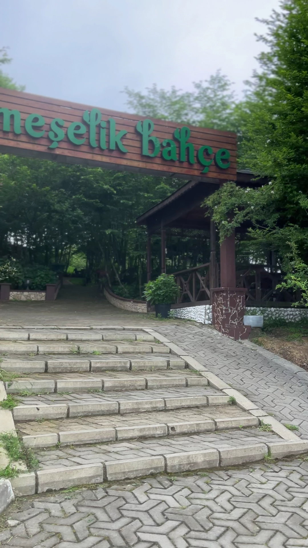 Meşelik Bahçe Serpme Kahvaltı & Et Mangal