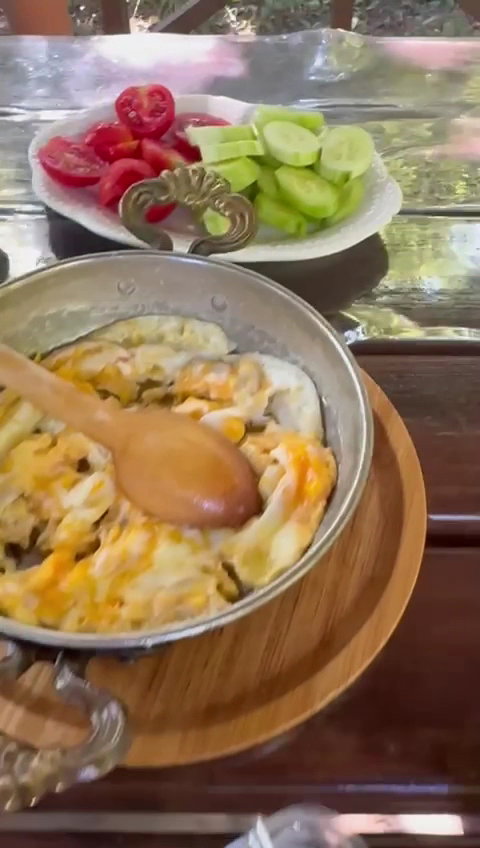 Meşelik Bahçe Serpme Kahvaltı & Et Mangal
