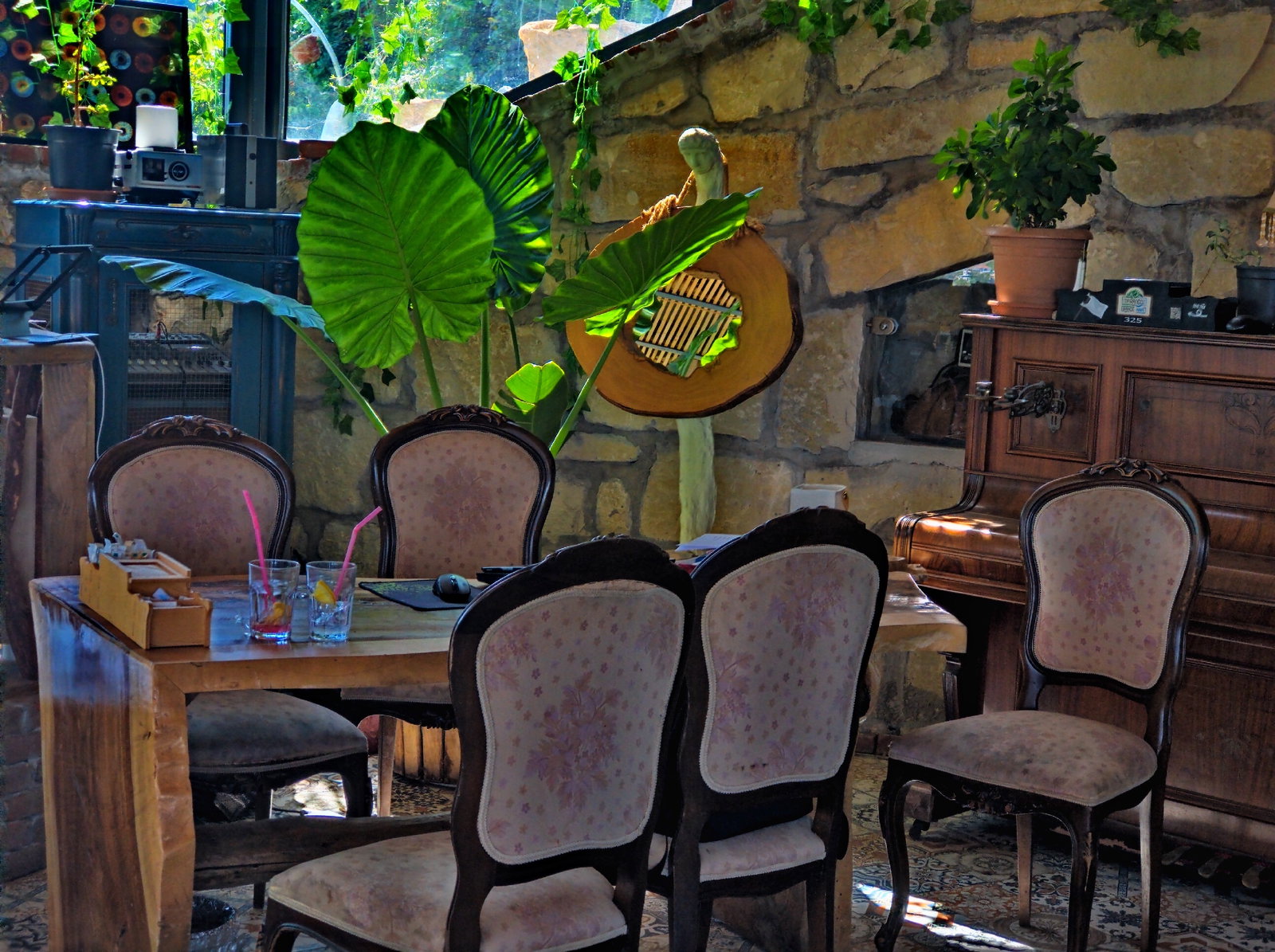Marangoz Bahçe Kafe