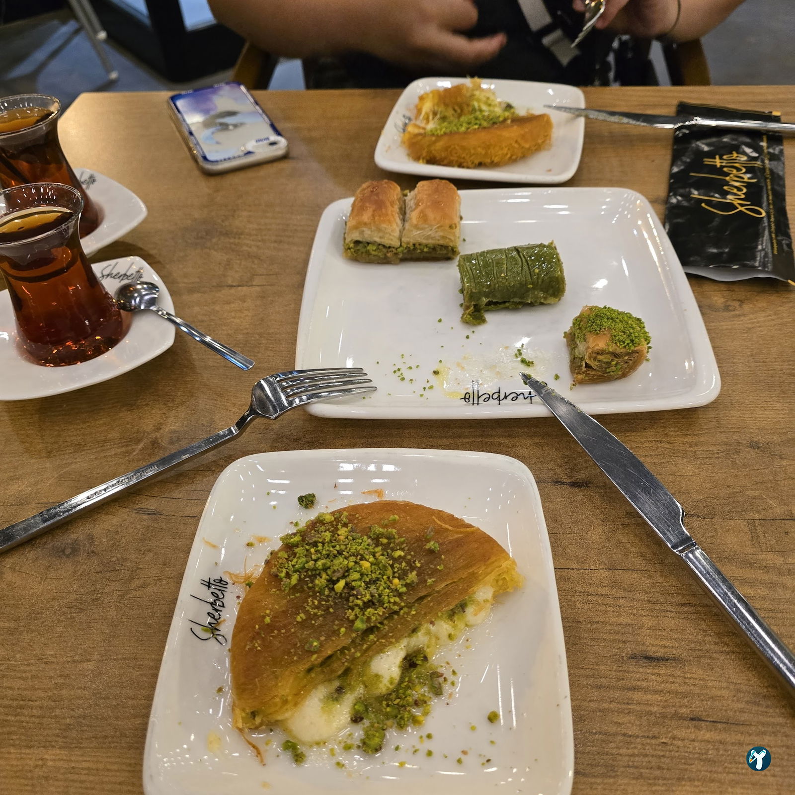 Sherbetto Künefe